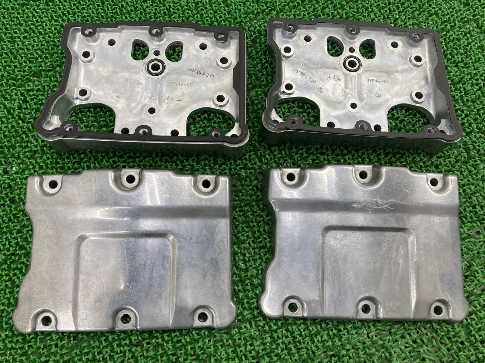 ハーレー　純正　ツインカム　カムカバー ハーレー純正 ツインカム ロッカーカバー