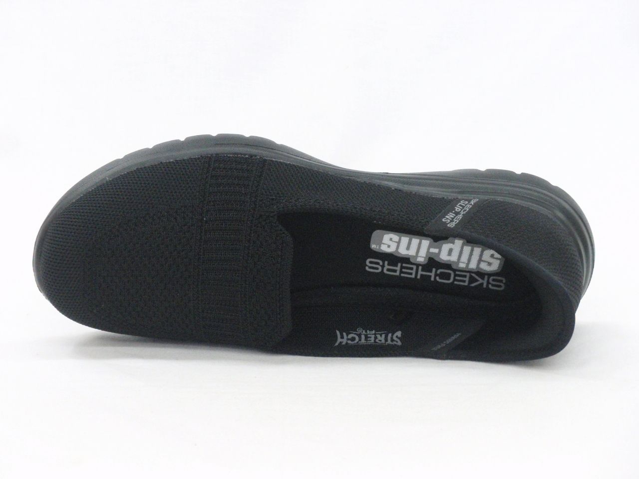 SKECHERS