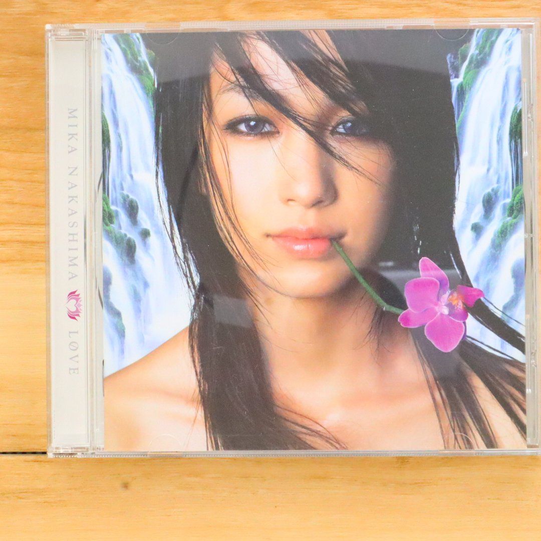 国内盤CD☆中島美嘉/Mika Nakashima□ LOVE □4547403002546/AICL-1494