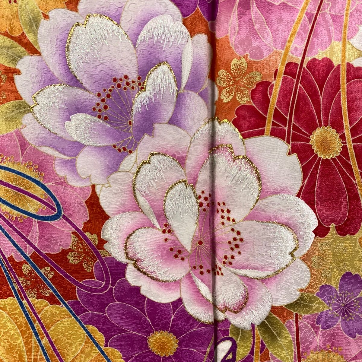 美品 振袖 牡丹 桜 吉祥花 黒 金彩加工 トールサイズ 身丈177cm 正絹 kyouto-usagido_f-171-t