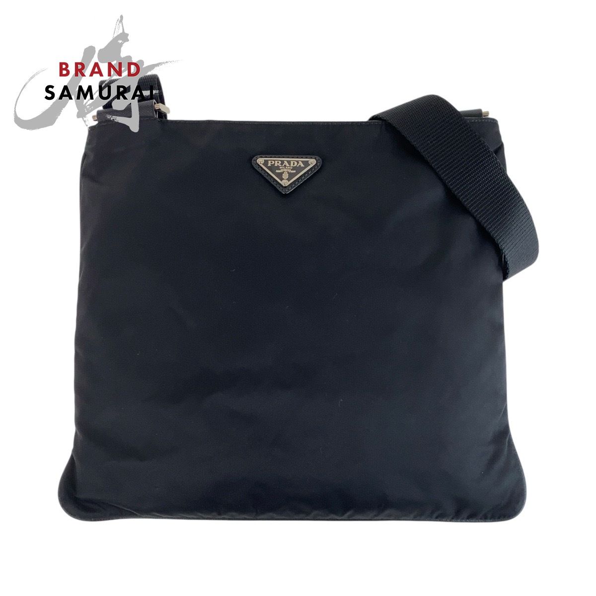 美品 PRADA プラダ テスート 三角ロゴプレート ブラック ナイロン 斜め 