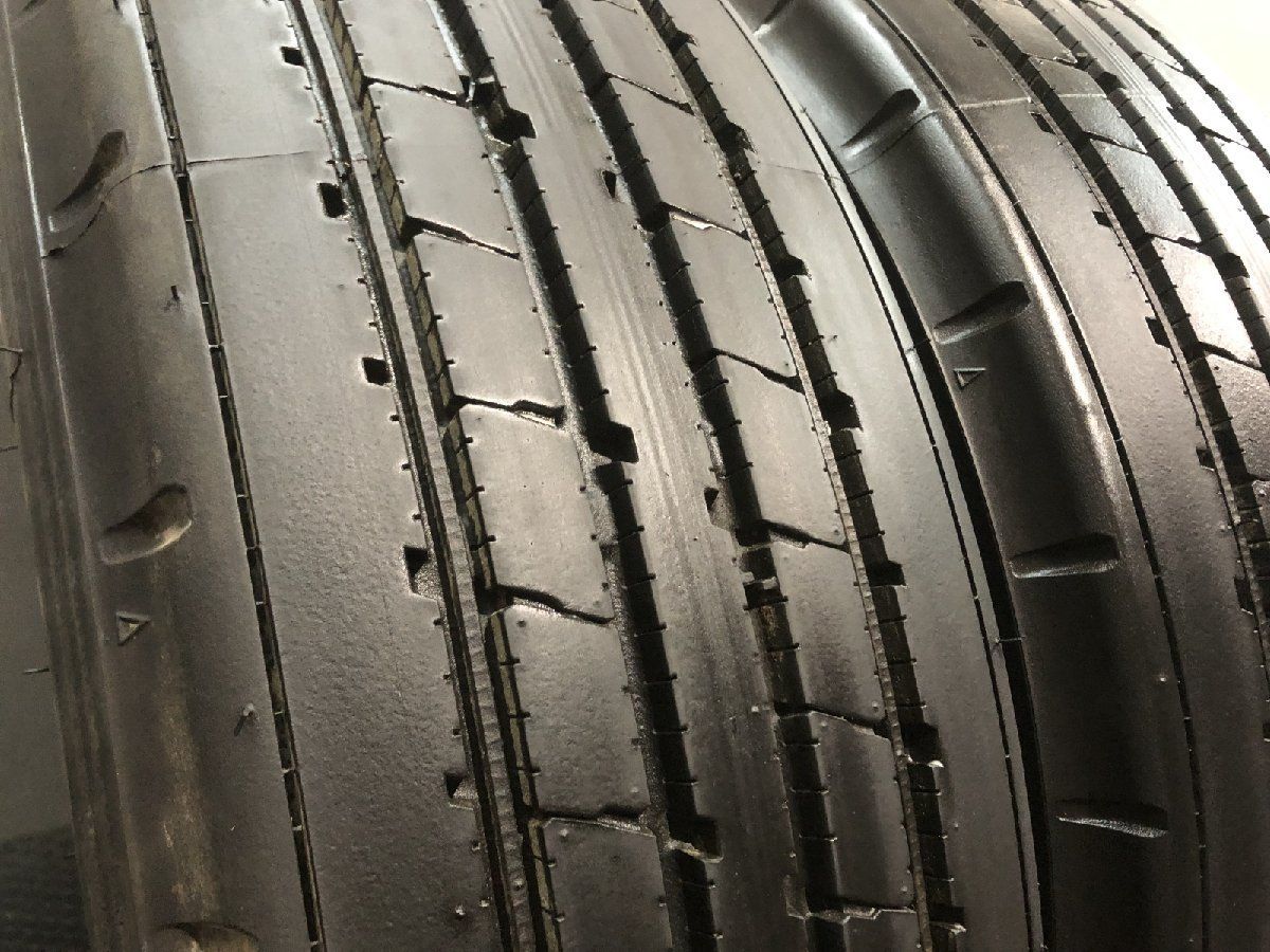【新車外し】2024年製 札幌発 引取OK BRIDGESTONE R173 245/80R17.5 133/131J 17.5インチ トラックタイヤ 夏タイヤ 2本 4t 増トン (KTT564)クレジットカード QRコード決済可能 新車外し】2024年製 札幌発 引取OK BRIDGESTONE R173 245/80R17.5 133