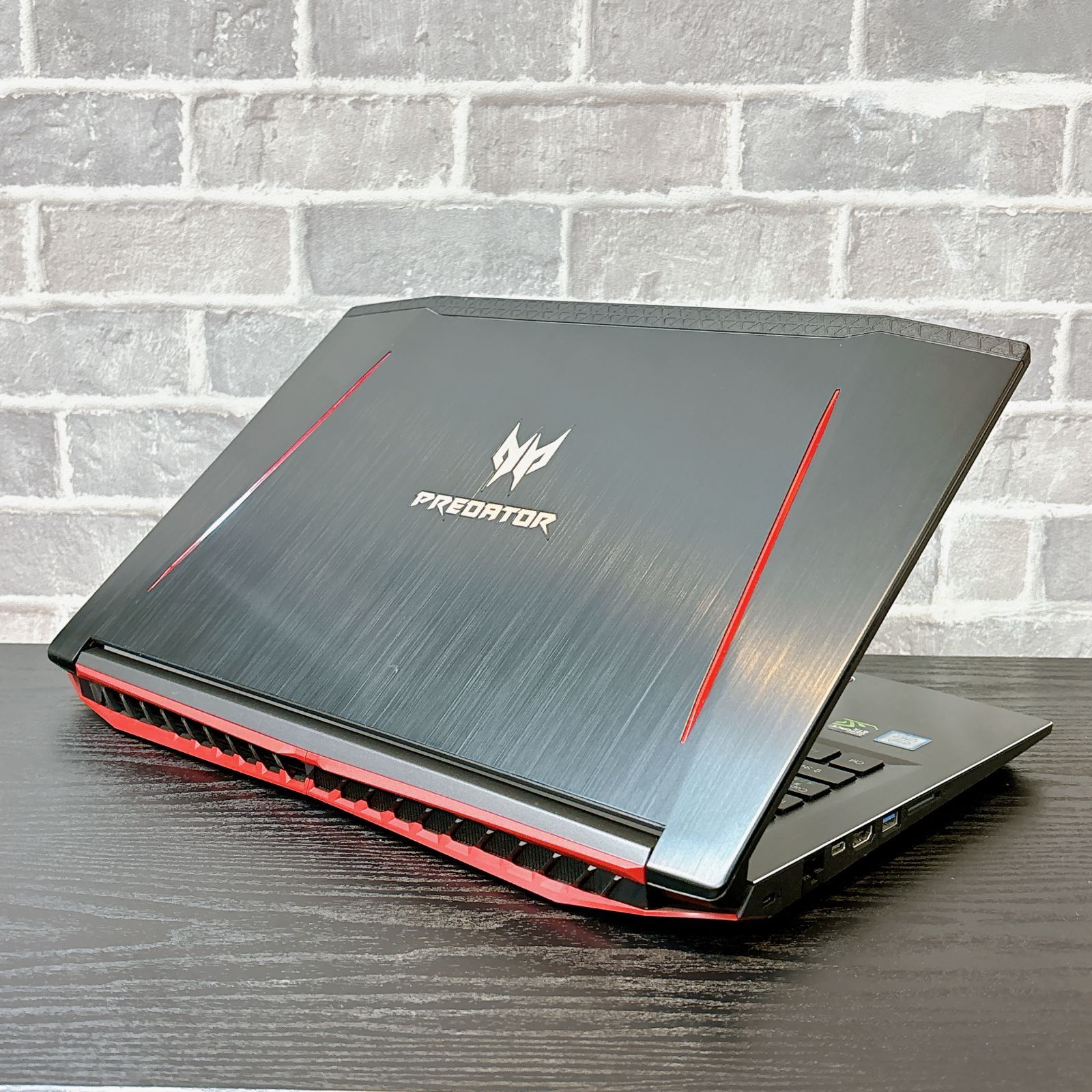 ゲーミングノートpc Acer predator PH315-51-A76H Core i7 8750H 2.2 