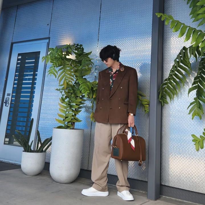 ポイント5倍 【正規品】MUTE BOSTON BAG BTS ボストンバッグ テテ