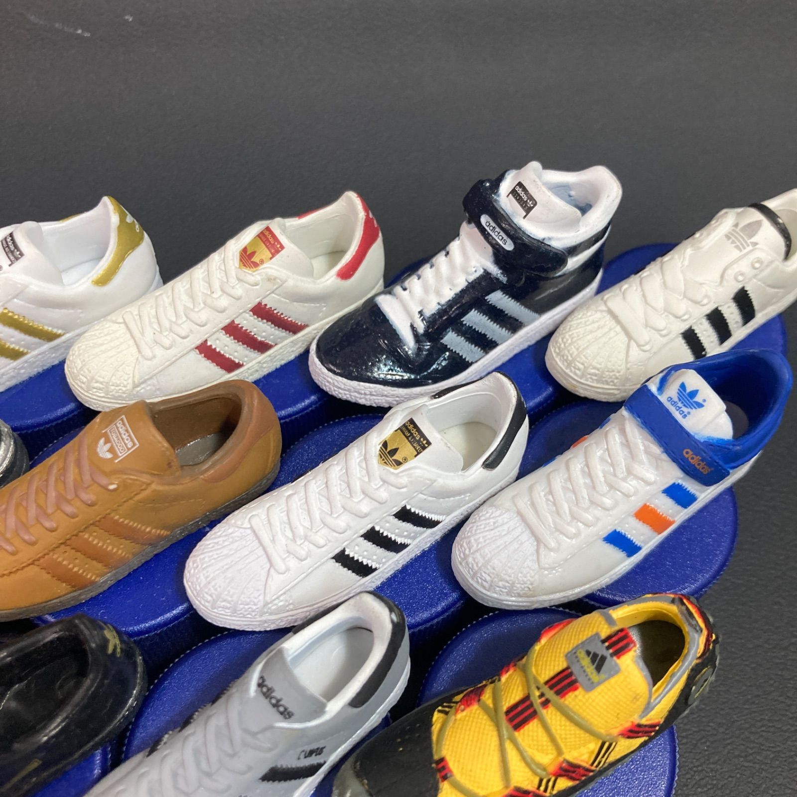 ペプシ ボトルキャップ adidas アディダス スニーカー フィギュア アディタスボトルキャップ PEPSI 19個セット - メルカリ