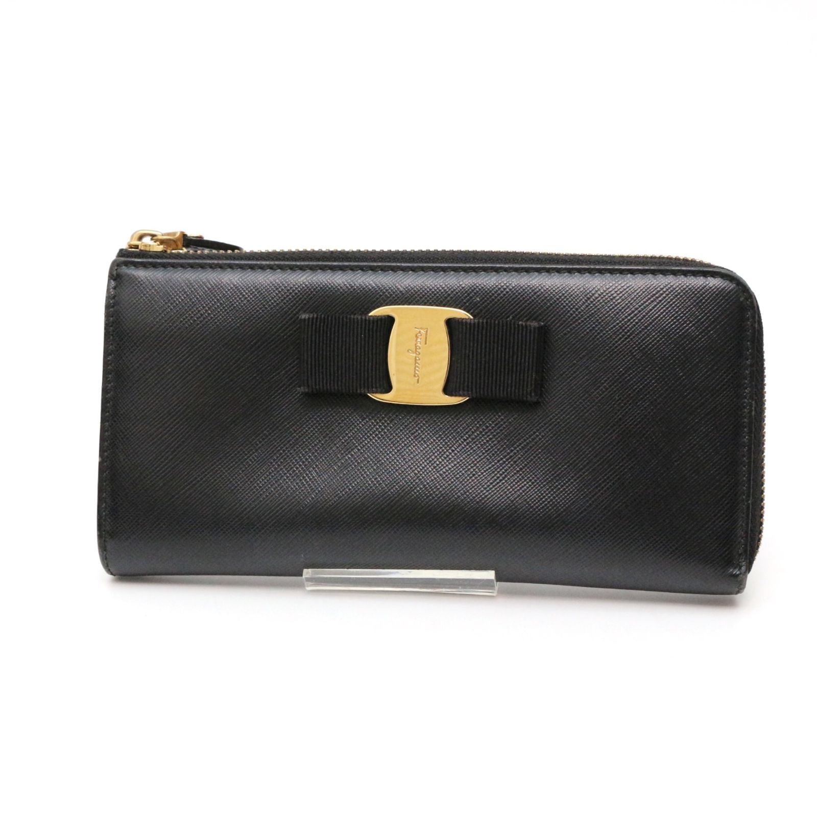 美品✨　サルヴァトーレフェラガモ　ヴァラリボン　レザー　長財布 Salvatore Ferragamo - □新同□ フェラガモ ヴァラ リボン 長