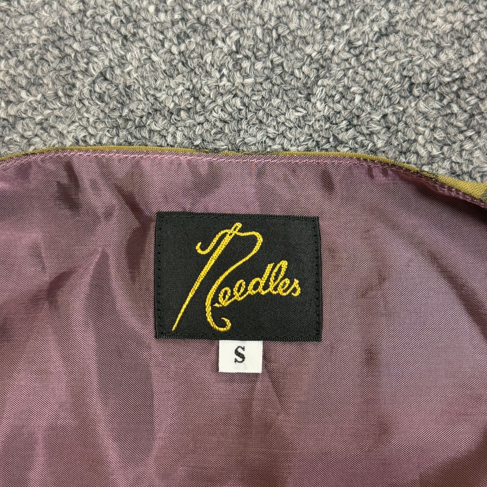 NEEDLES V NECK SHIRT- PE/R CHAIN BORDER JQ 総柄 Vネック