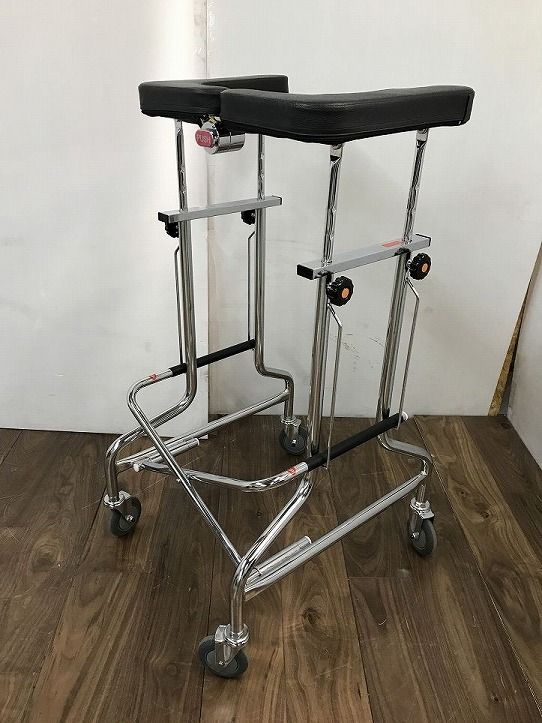 コンパクト