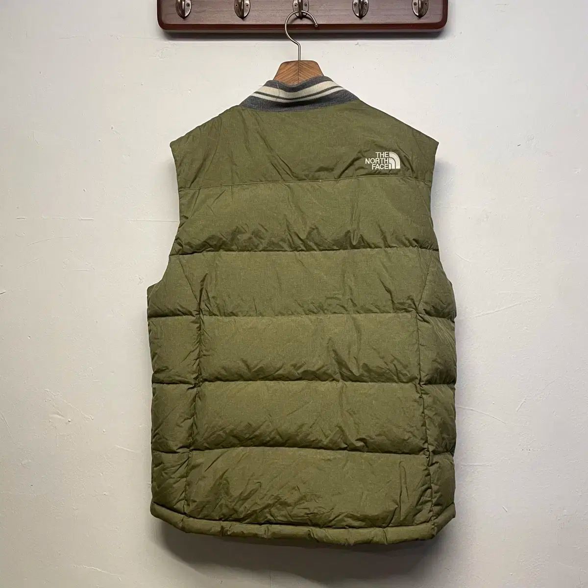 THE NORTH FACE(ザノースフェイス) カーキ グースダウン ダウン