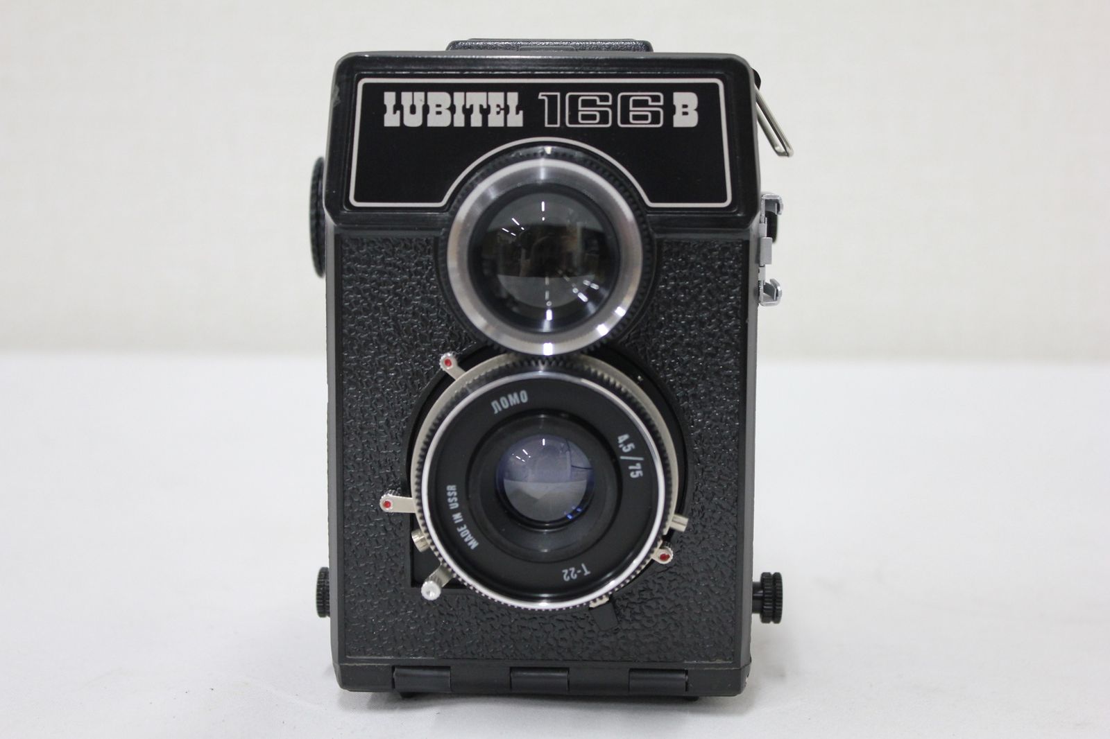 LOMO LUBIEL 166 B 75 mm F 4 5 T 22 二眼カメラ e 2977