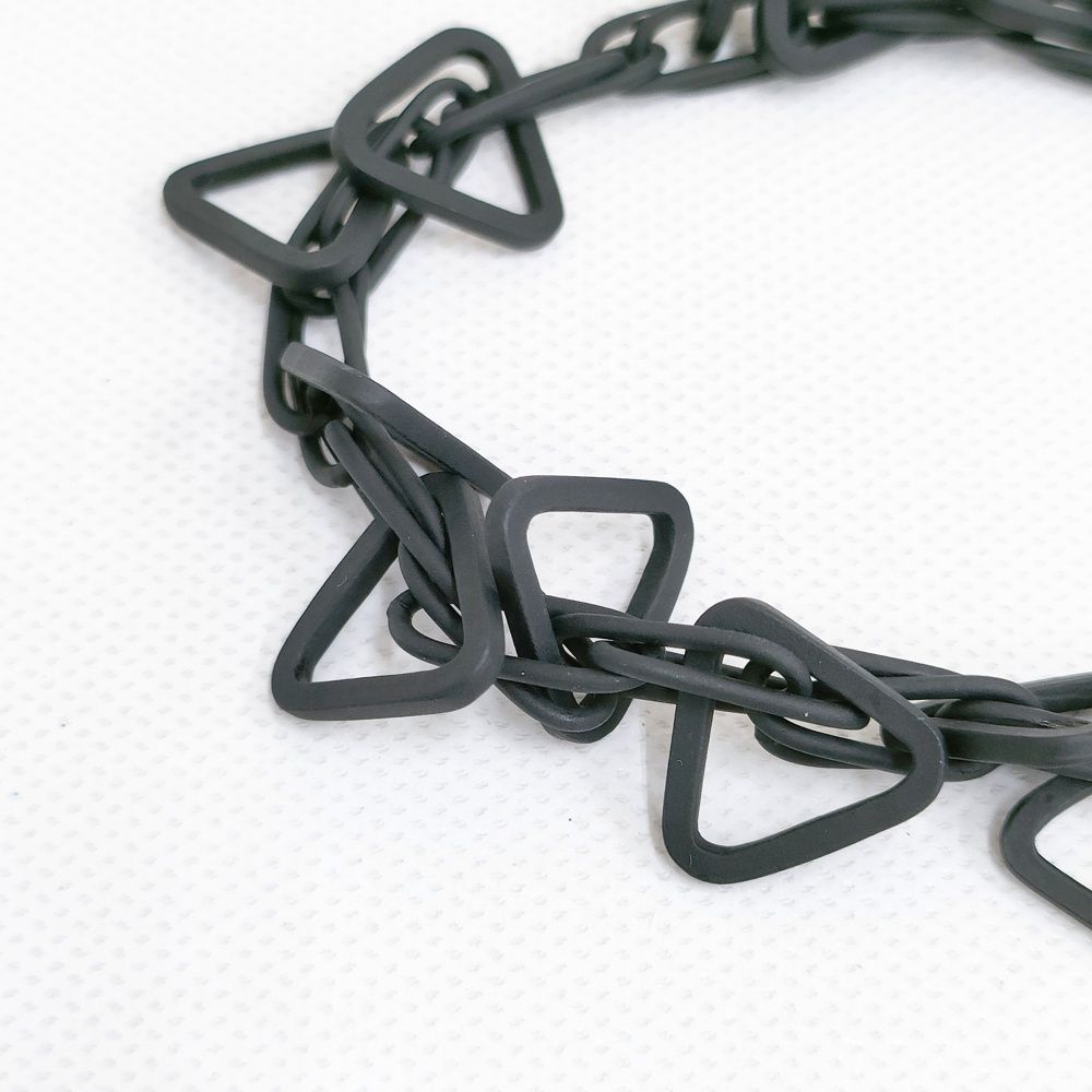 BRU NA BOINNE 新品 トライアングルトラップブレス 定価27500円 3336