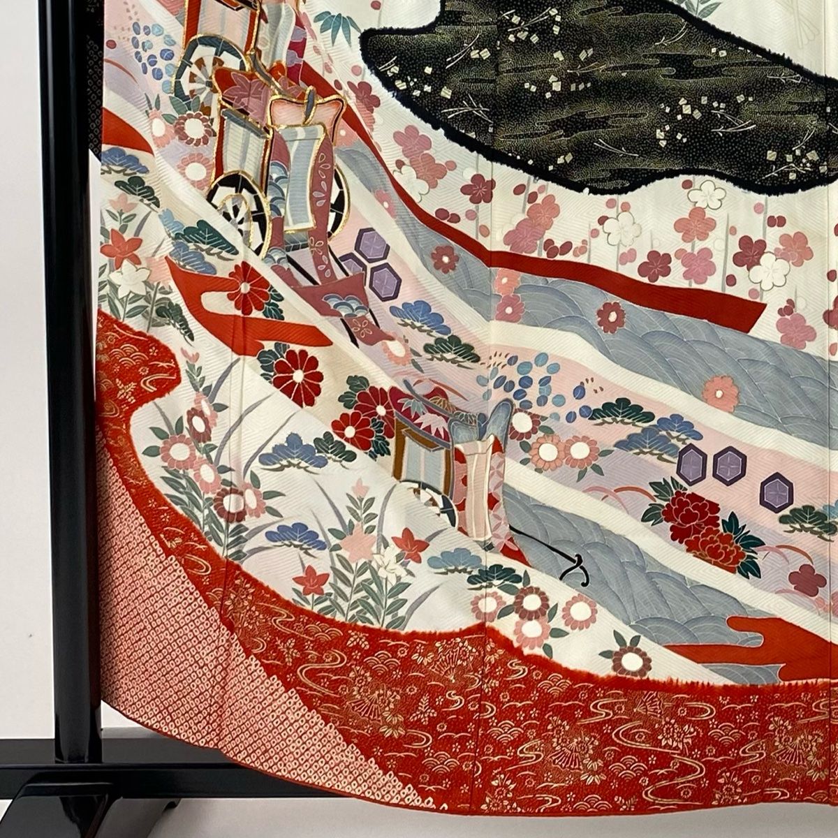 振袖 身丈158cm 裄丈64cm M 袷 御所車 草花 金糸 金彩 クリーム 正絹 秀品