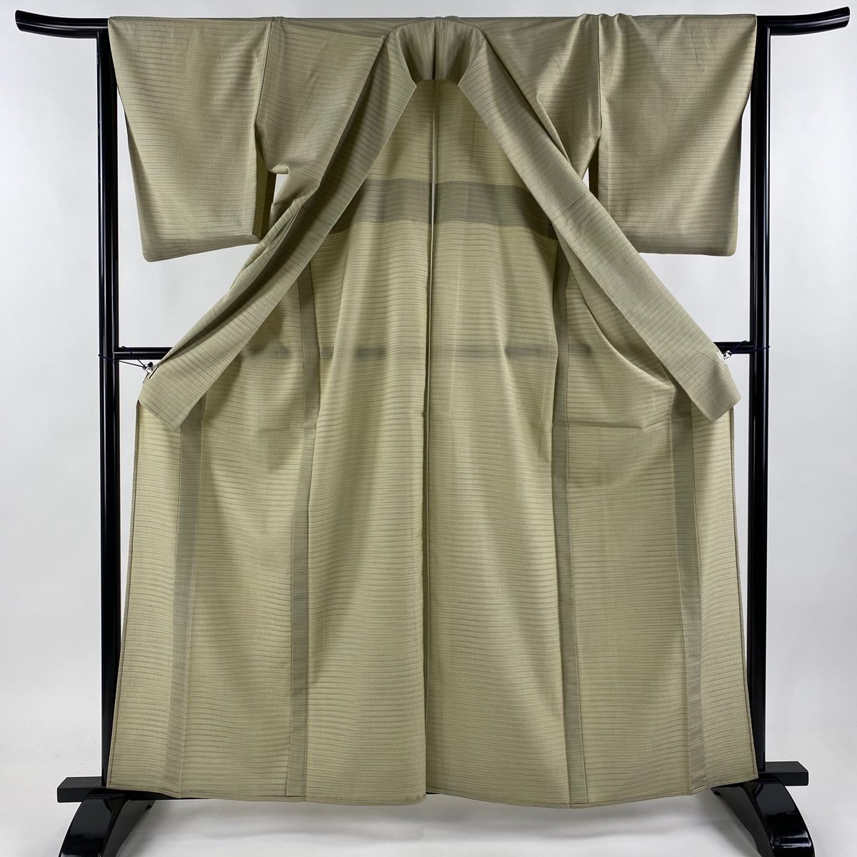 初夏から初秋⭐︎単衣小紋　正絹塩沢紬　長身様　身丈164.5㎝ 生成色　幾何学模様 初夏から初秋⭐︎単衣小紋 正絹塩沢紬 長身様 身丈164.5㎝ 生成