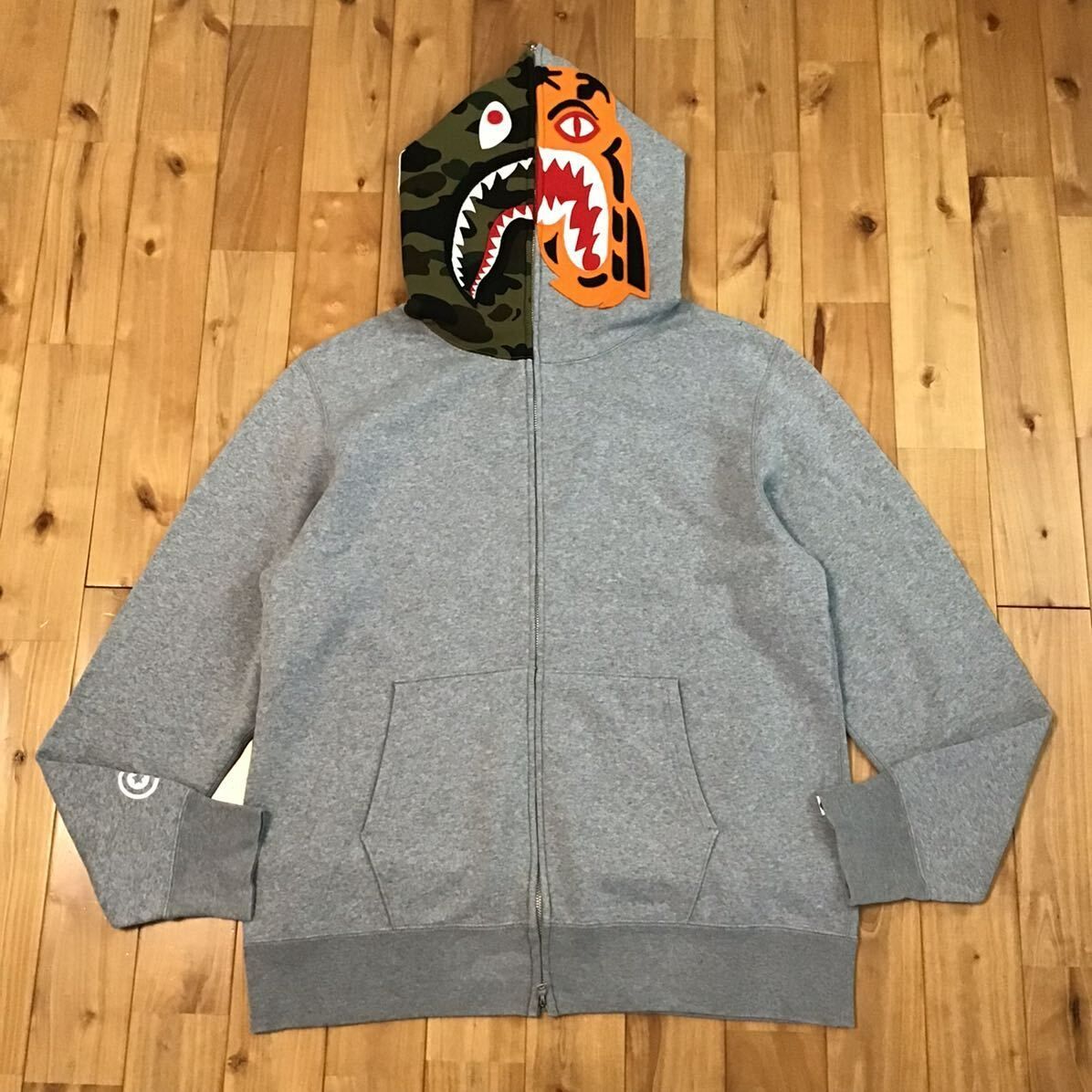 エイプCrazy face × camo green パーカー 【公式通販】