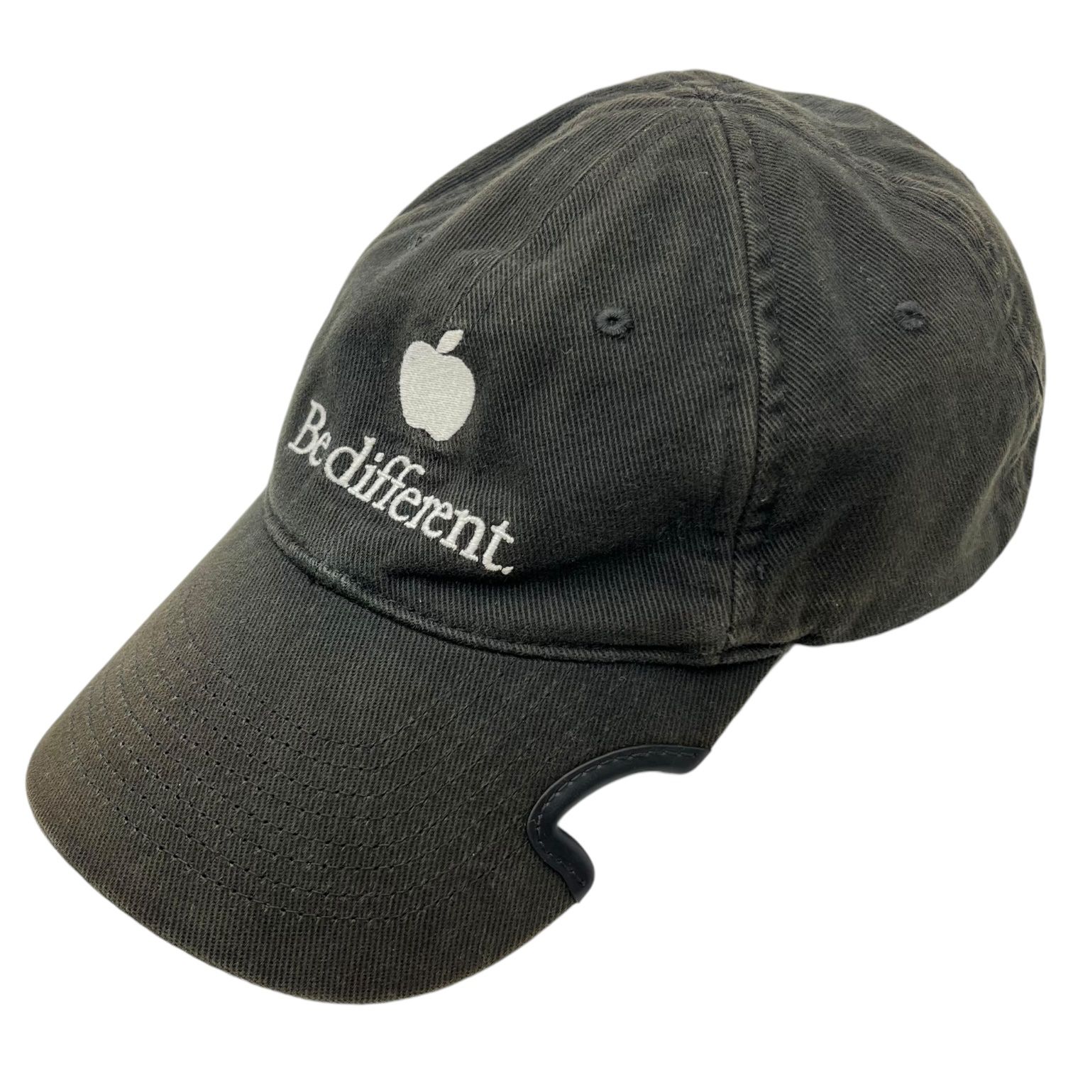 【未使用品】バレンシアガ22AW Be different キャップ　Apple BALENCIAGA(バレンシアガ) / 22AW/BE DIFFERENT/キャップ/L