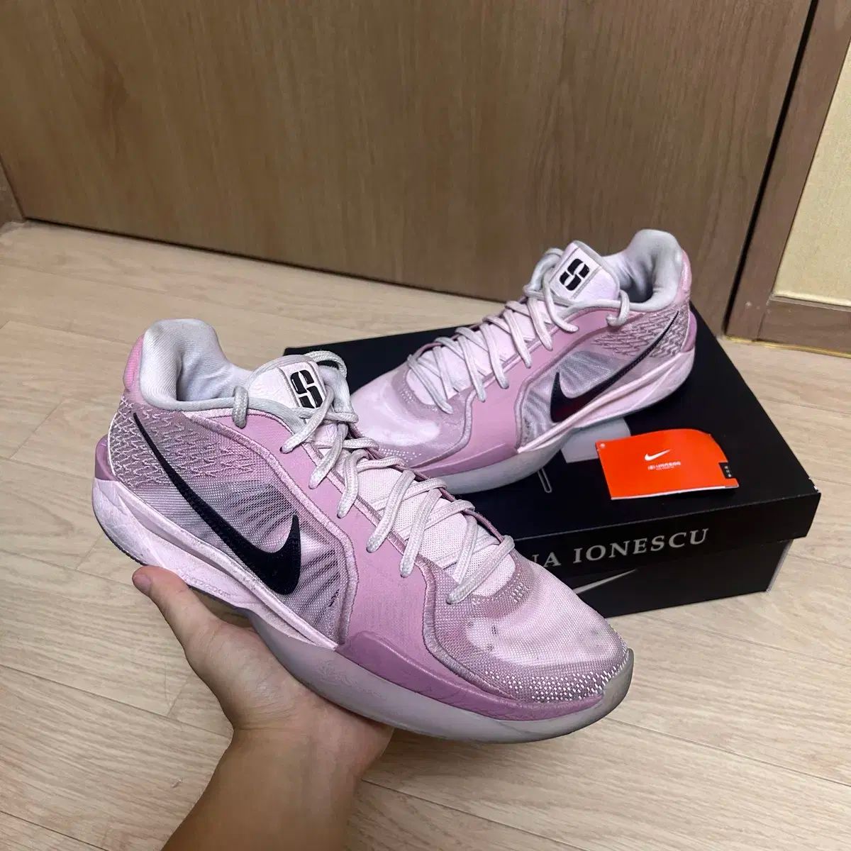 サブリナ バスケットシューズ ナイキ（NIKE）（レディース）バスケットシューズ バッシュ