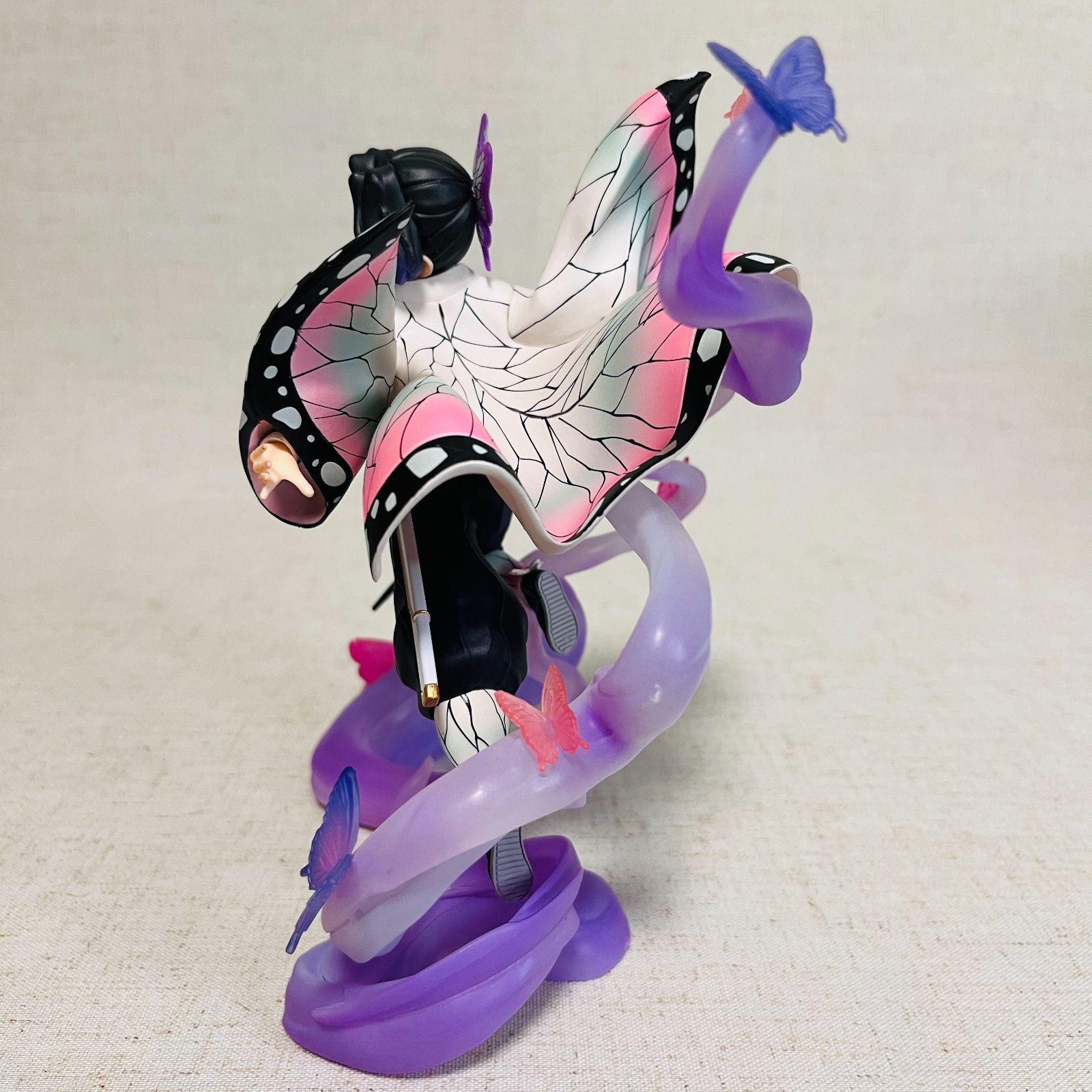 フィギュアーツZERO 鬼滅の刃 胡蝶しのぶ 蟲の呼吸 約170mm PVC・ABS製 塗装済み完成品フィギュア - メルカリ