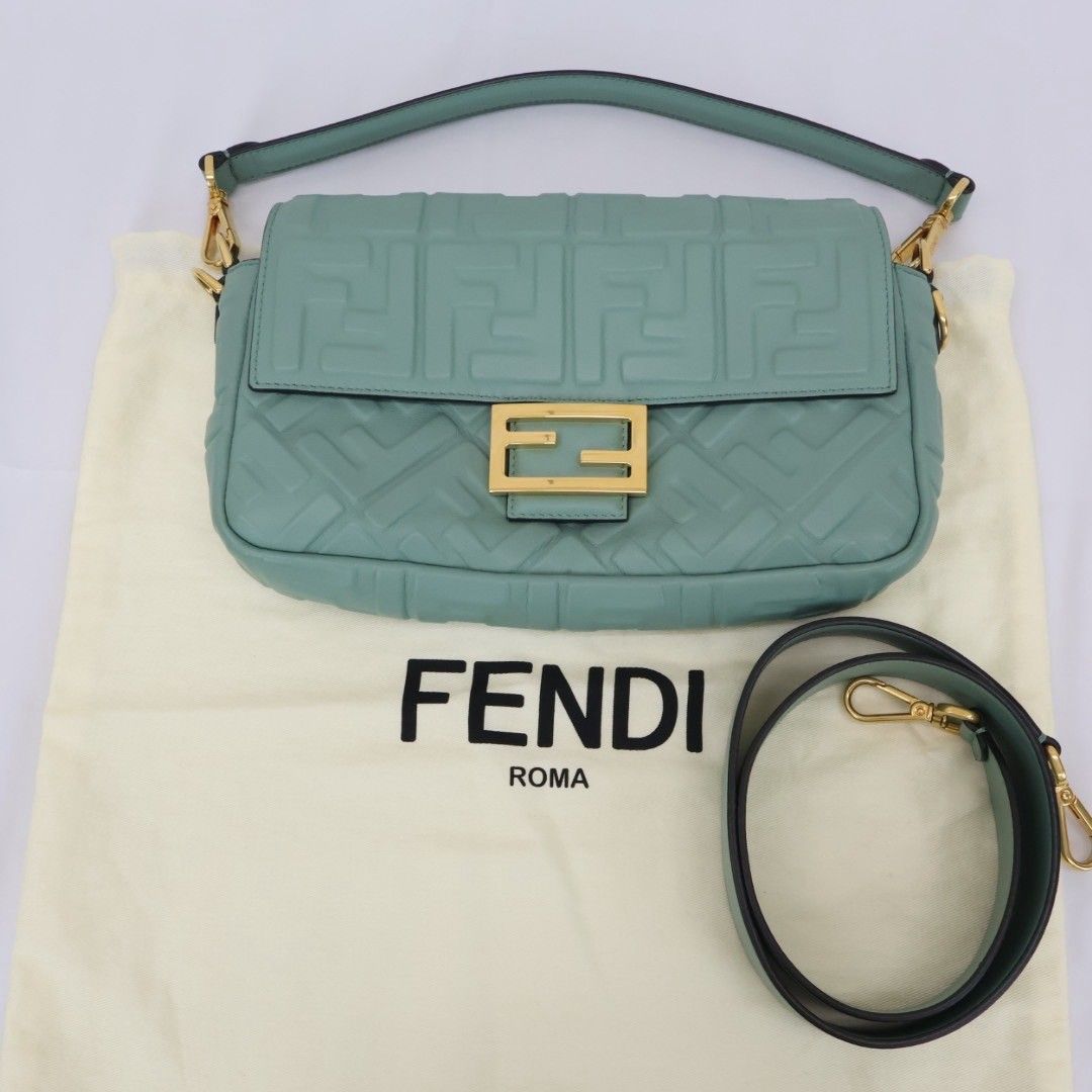 満足感のある FENDI マンマバゲット 2way ショルダーバッグ 8BR600 グリーン ゴールド金具 レザー カッコ 可愛い