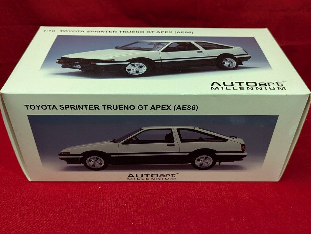 AUTOart 1/18 MILLENNIUM TOYOTA SPRINTER TRUENO GT APEX(AE86) White