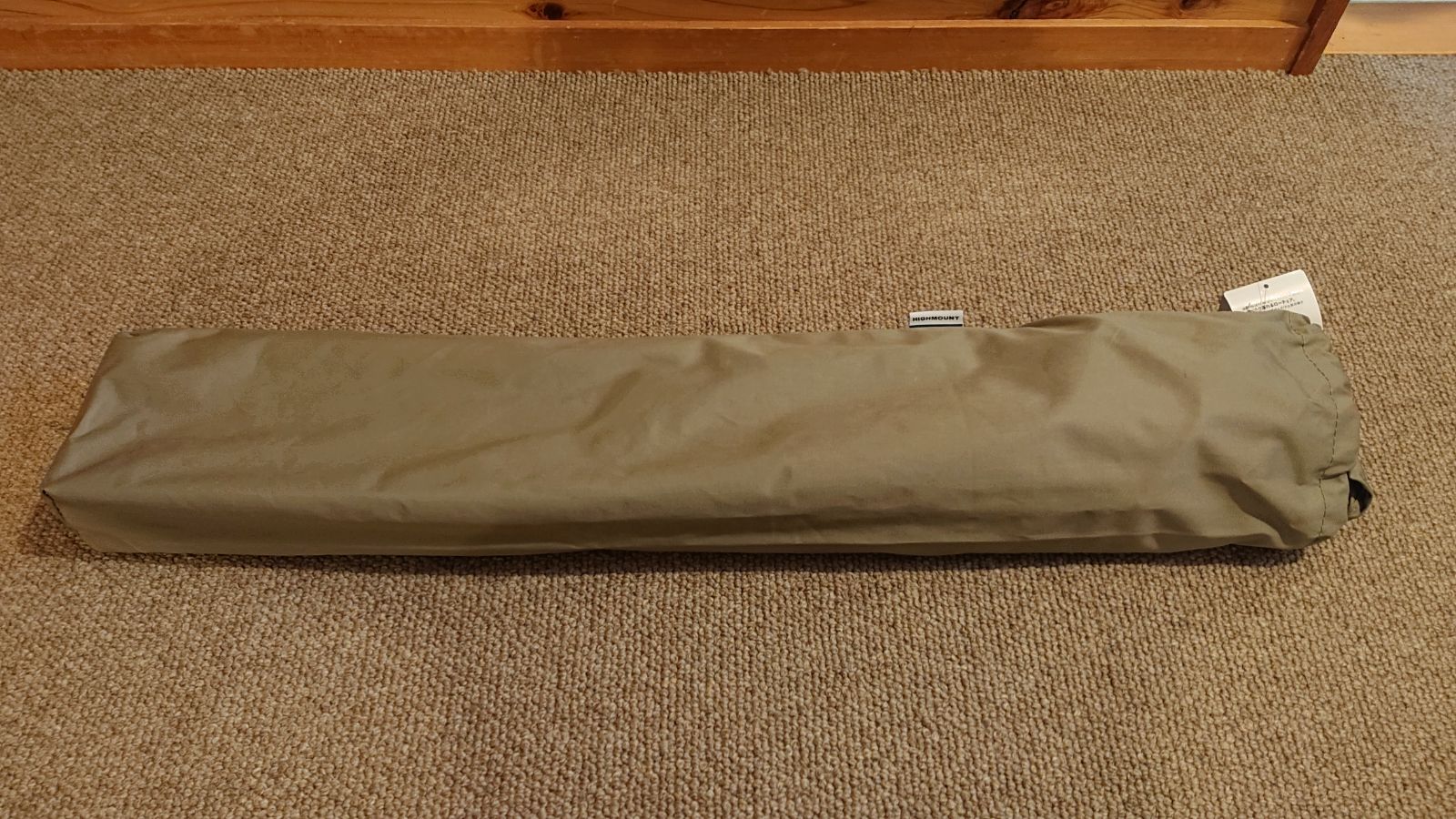新品未使用☆正規ハイマウント最新Lowチェア焚火にOK！ポリ