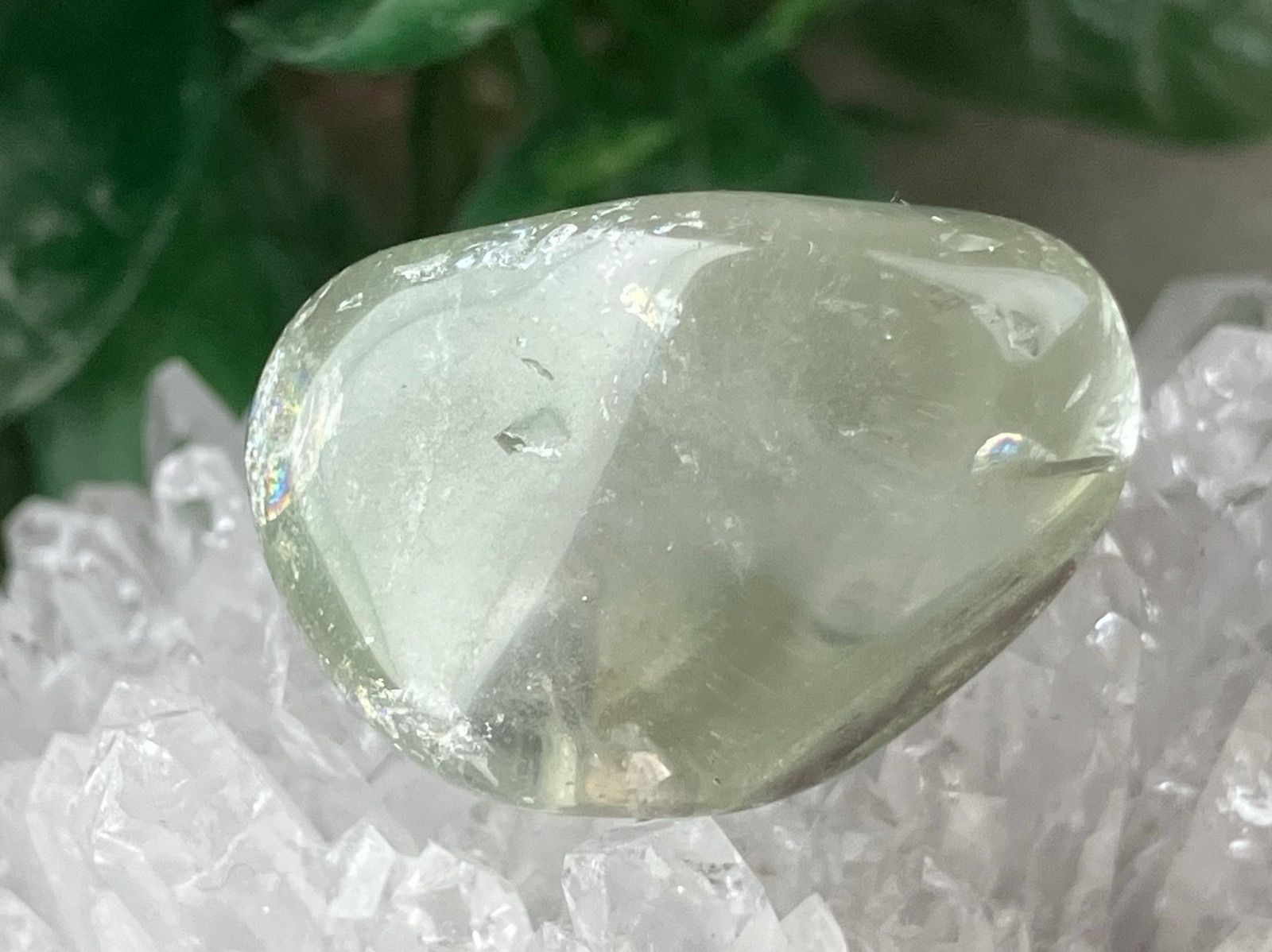 レシーバーレインボー苔入り水晶ガーデンクォーツマスタークリスタル原石