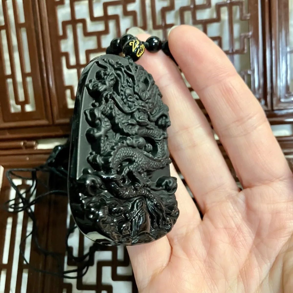 新品 大きい 黒曜石 石彫 ドラゴン ペンダント ネックレス 龍 開運 彫刻 - メルカリShops