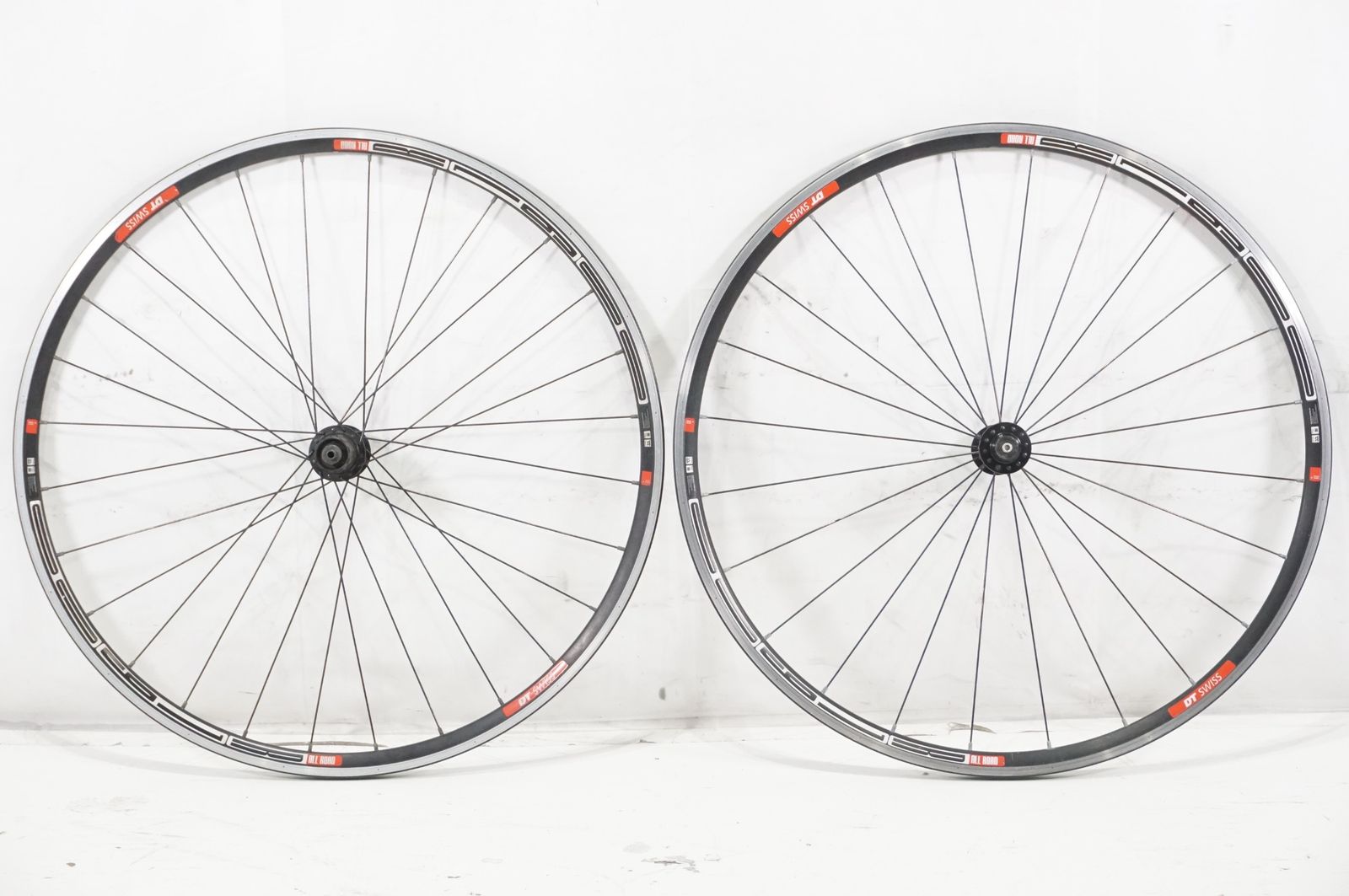 DT SWISS 「ディーティースイス」 R1900 シマノ10S ホイールセット / バイチャリAKIBA店