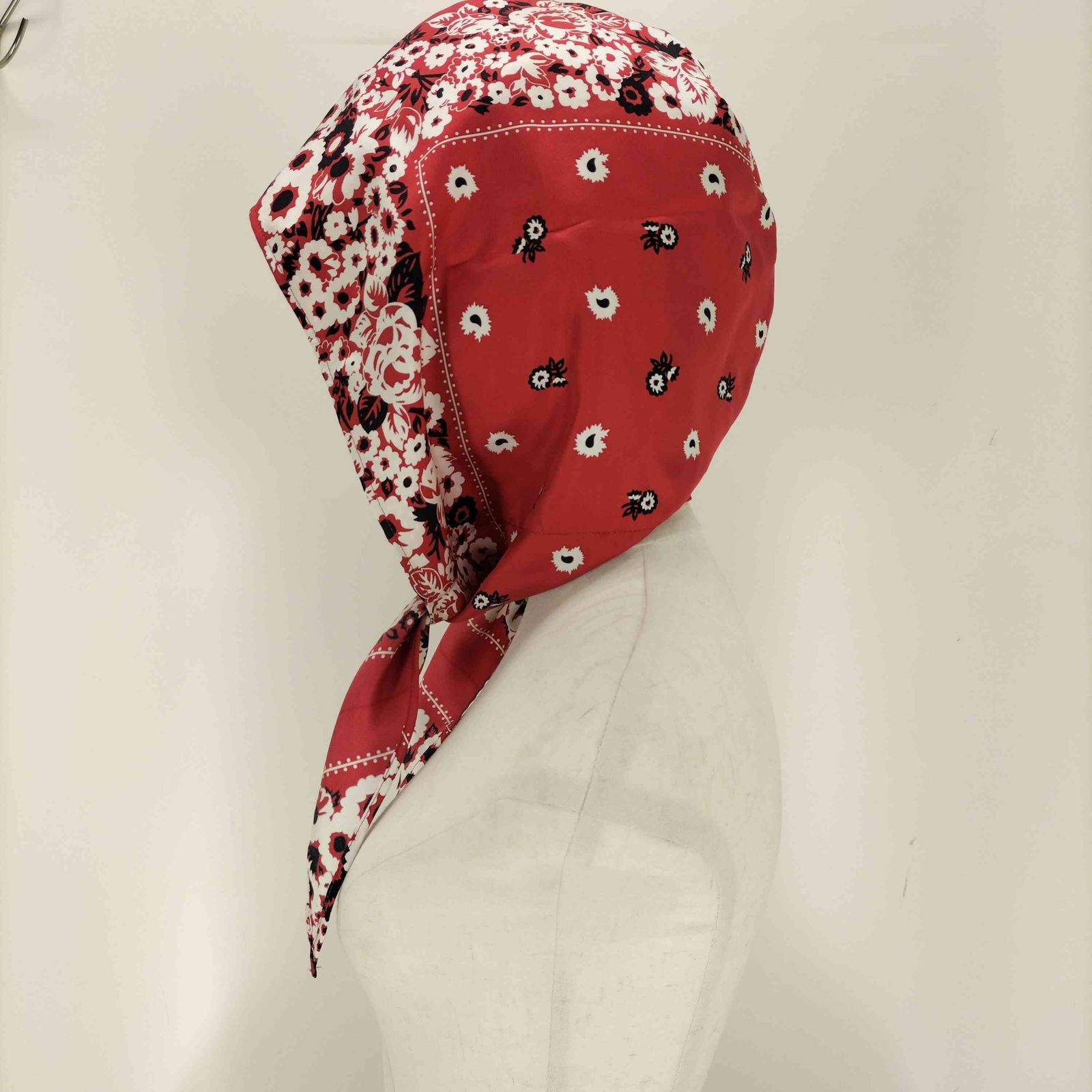 ユーズドフルギ 古着 NOMARHYTHM TEXTILE DYG Hoody Silk Scarf メンズ 表記無