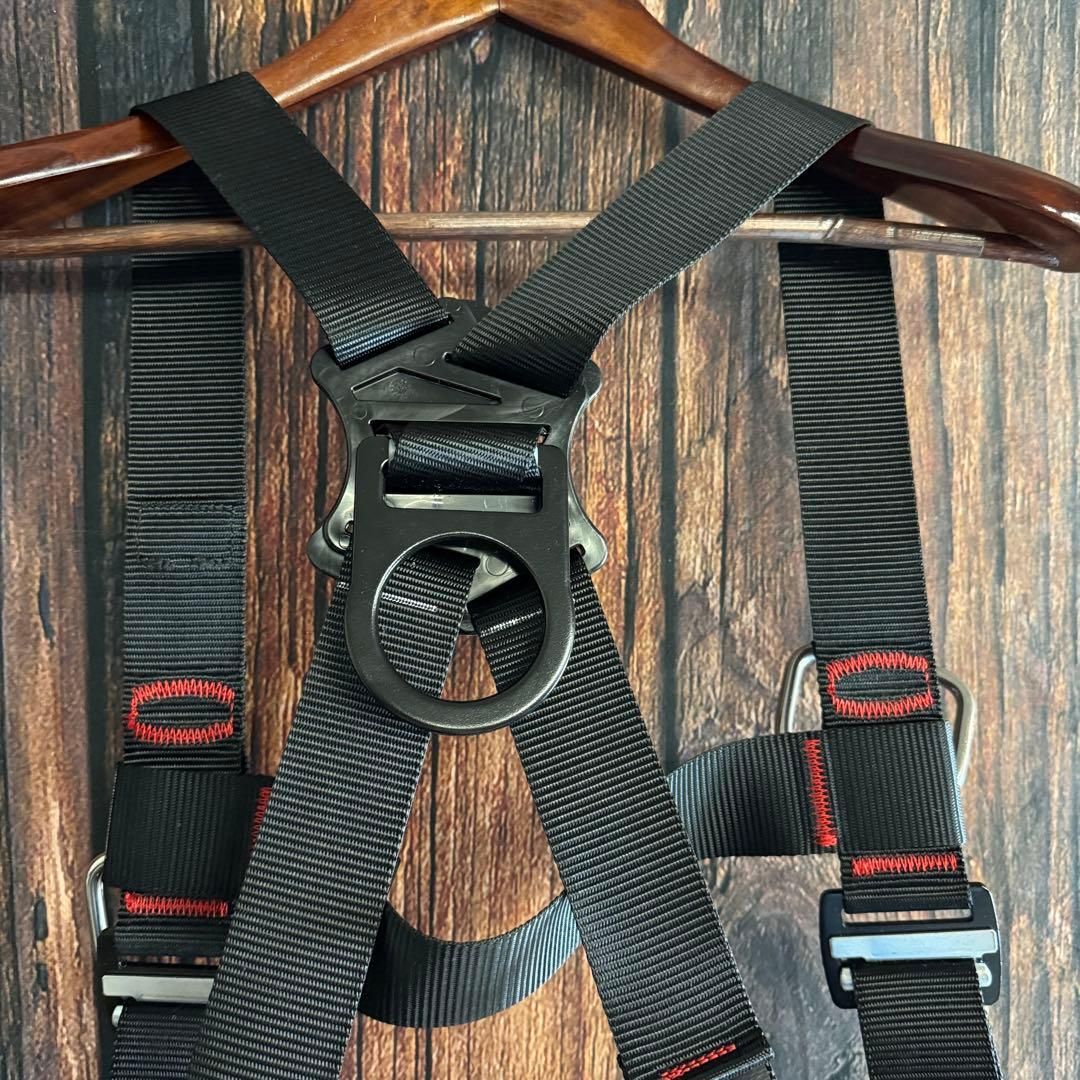 ハーネス 墜落制止用器具