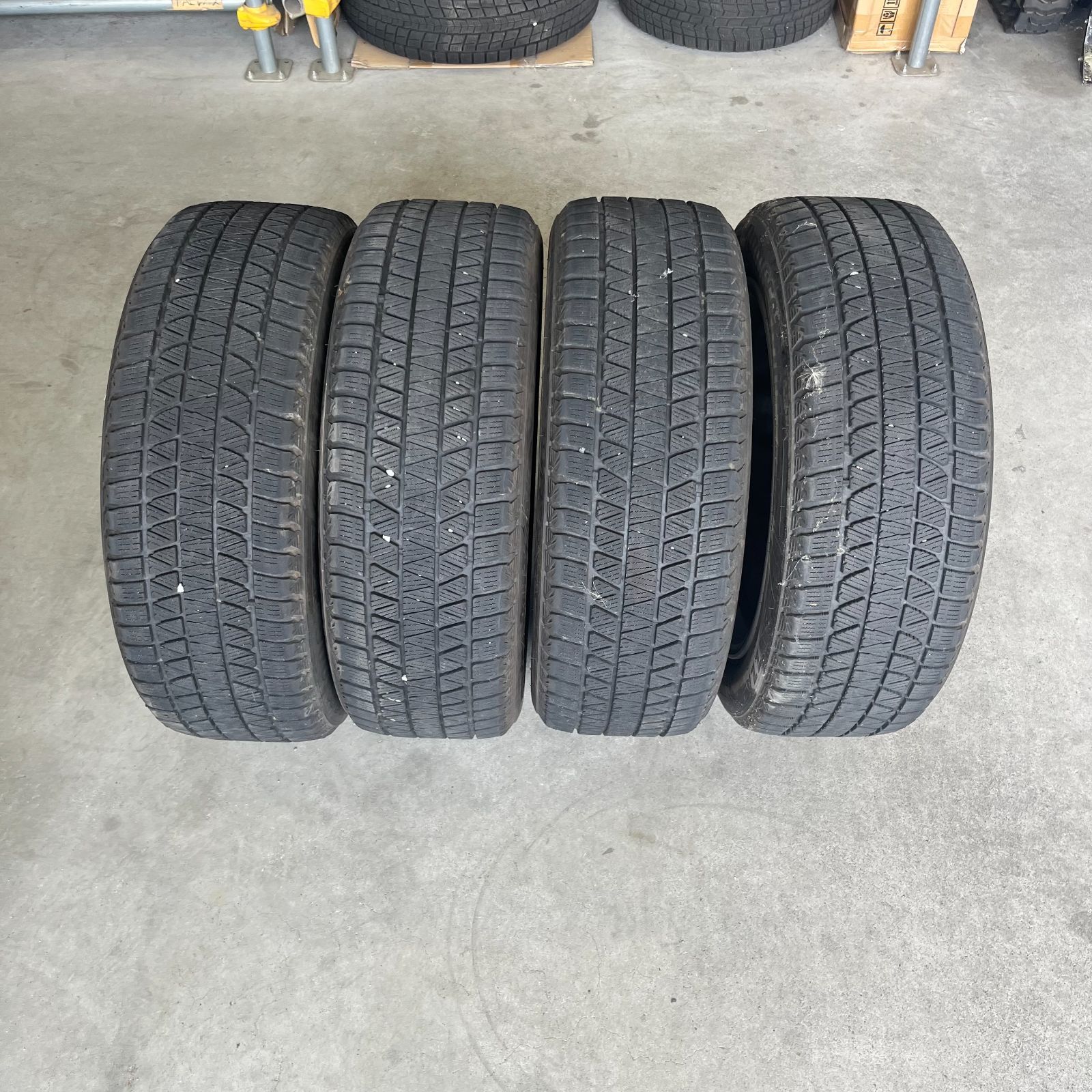 レクサスＲＸ 235 55 20 スタッドレスタイヤ アルミホイール D-08