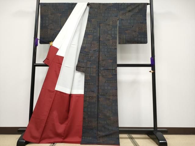 平和屋本店■極上　本場大島紬　泥染め　9マルキ　エジプト壁画文様　恵絹織物謹製　証紙付き　逸品　未使用　CYAA1926s5 平和屋本店□極上 本場大島紬 泥染め 9マルキ エジプト壁画文様 恵絹