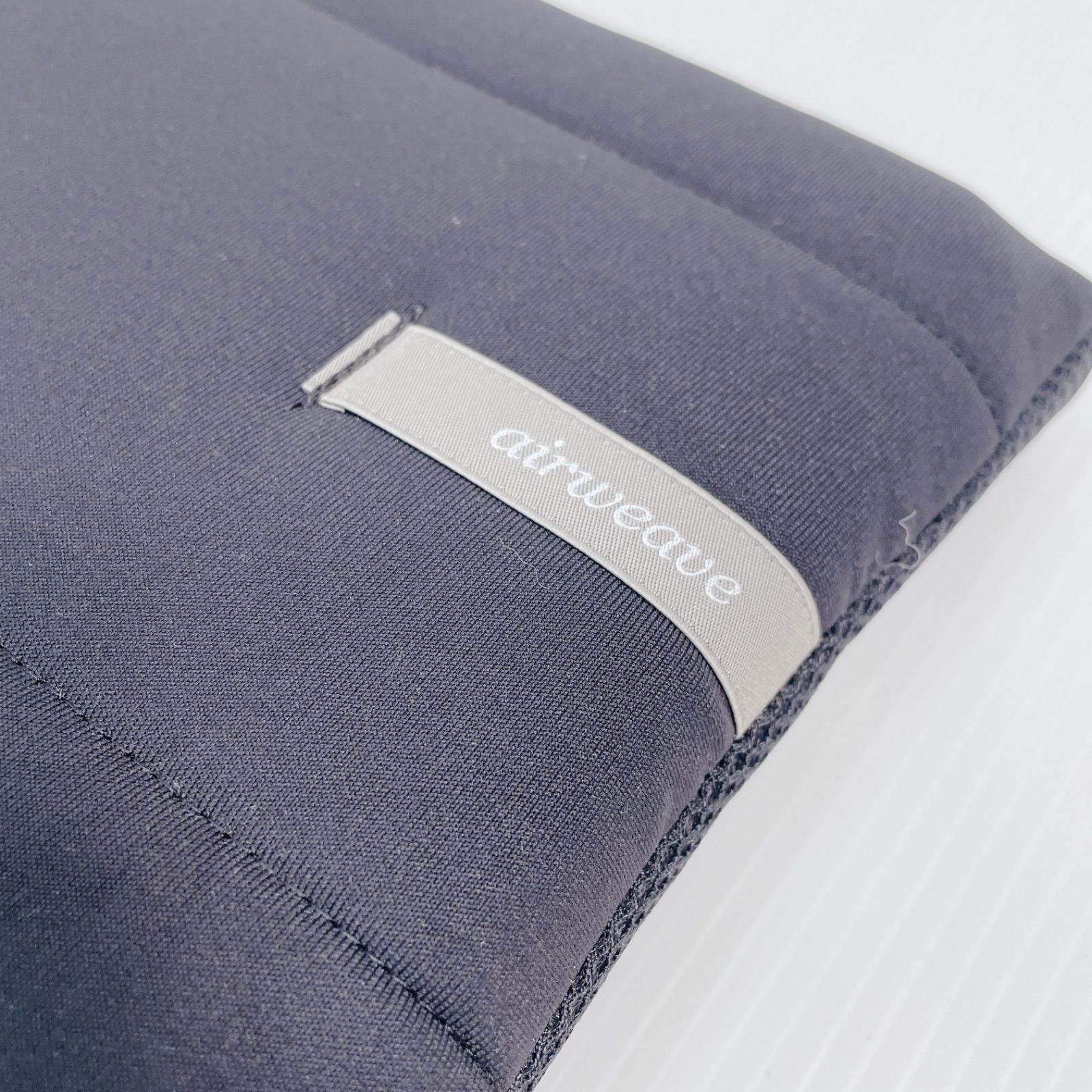 エアウィーヴ airweave 座クッション ブラック 二つ折り