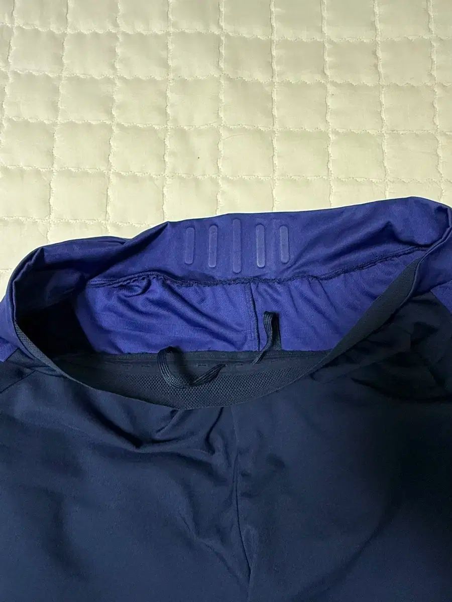 24 25 マンＵ アセンティック 半ズボン LLC-HASEGAWATOSO_COM