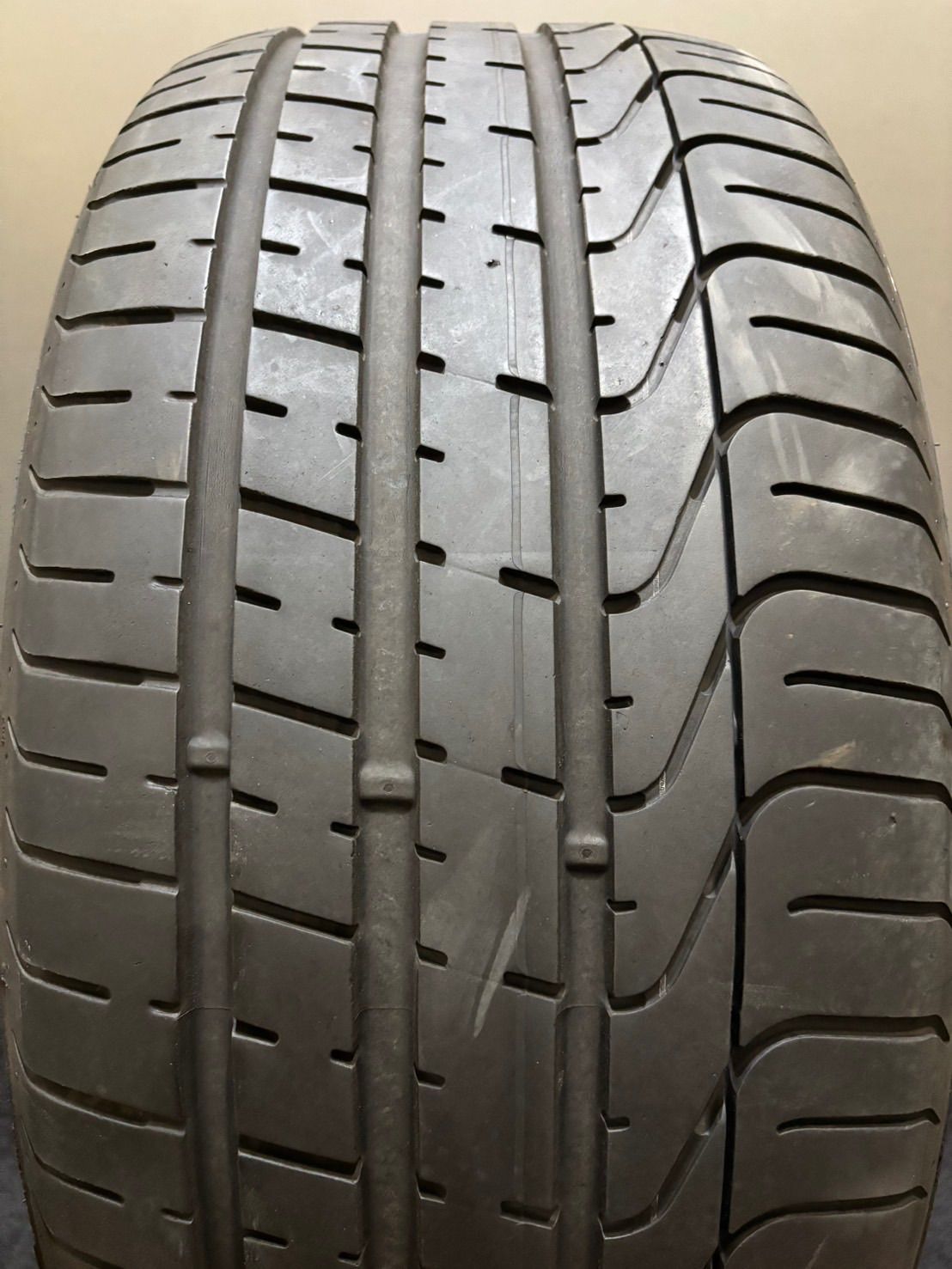255|35R20 PIRELLI|P ZERO TM AO 19年製 夏タイヤ サマータイヤ 1本 アウディ承認タイヤ 2-J391