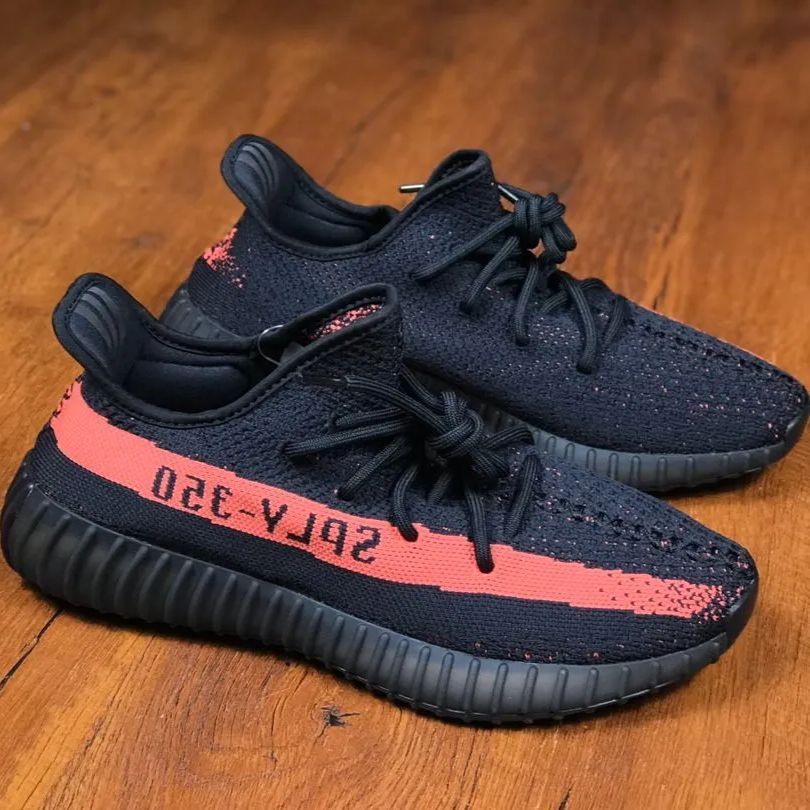 新品 未使用 adidas yeezy boost 350 v2 Core black red アディダス イージーブースト 男女兼用 - メルカリ