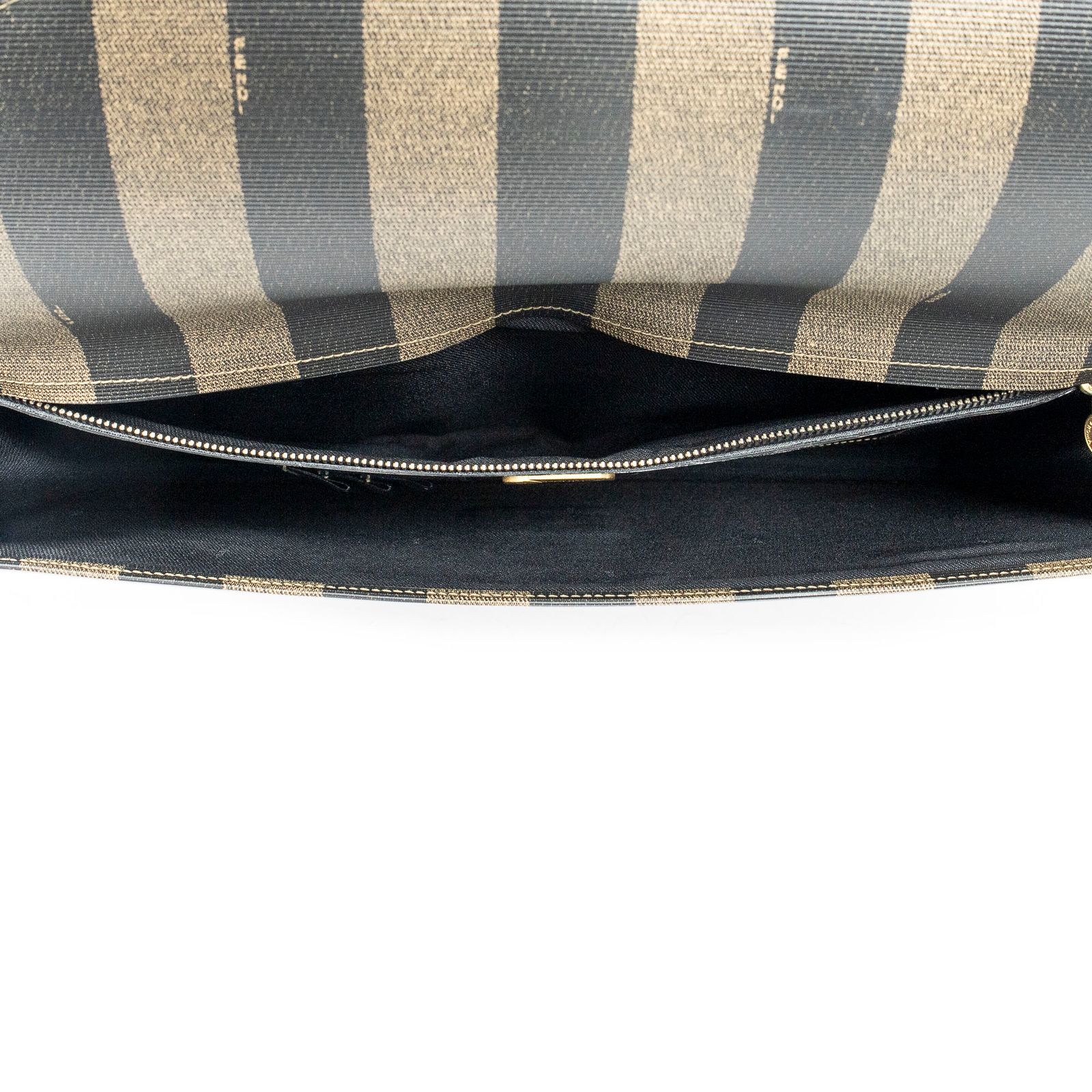 フェンディエンベロープドキュメントケースカーキ