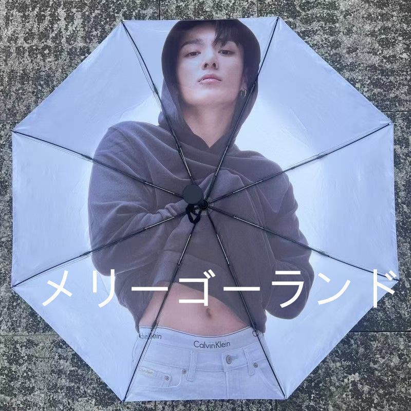 ナイキ　Nike ダイナモフリー　17.5cm 新品 補助便座 折りたたみ 「丸洗いOK！8個吸盤付き 全3色」 持ち運び