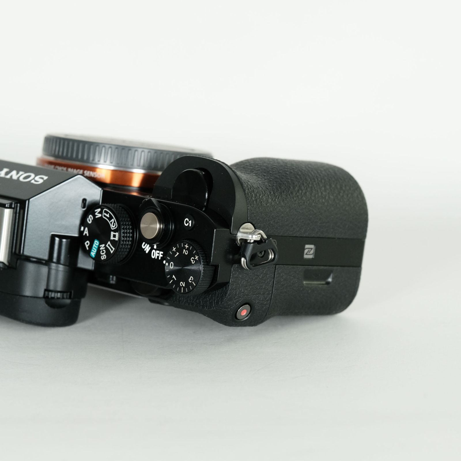 良品｜シャッター数2,412回｜バッテリー2個・チャージャー付] SONY α7