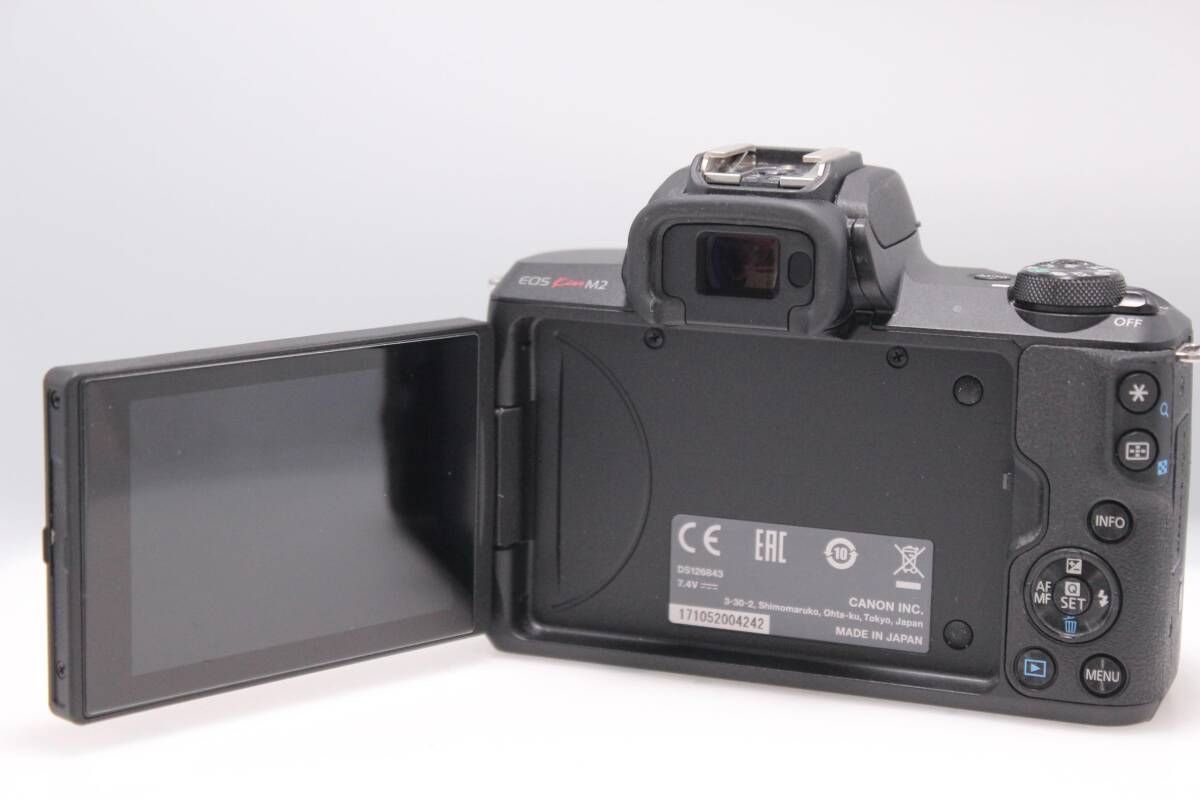 送料込 CANON ミラーレスカメラ EOS Kiss M カメラケースつき