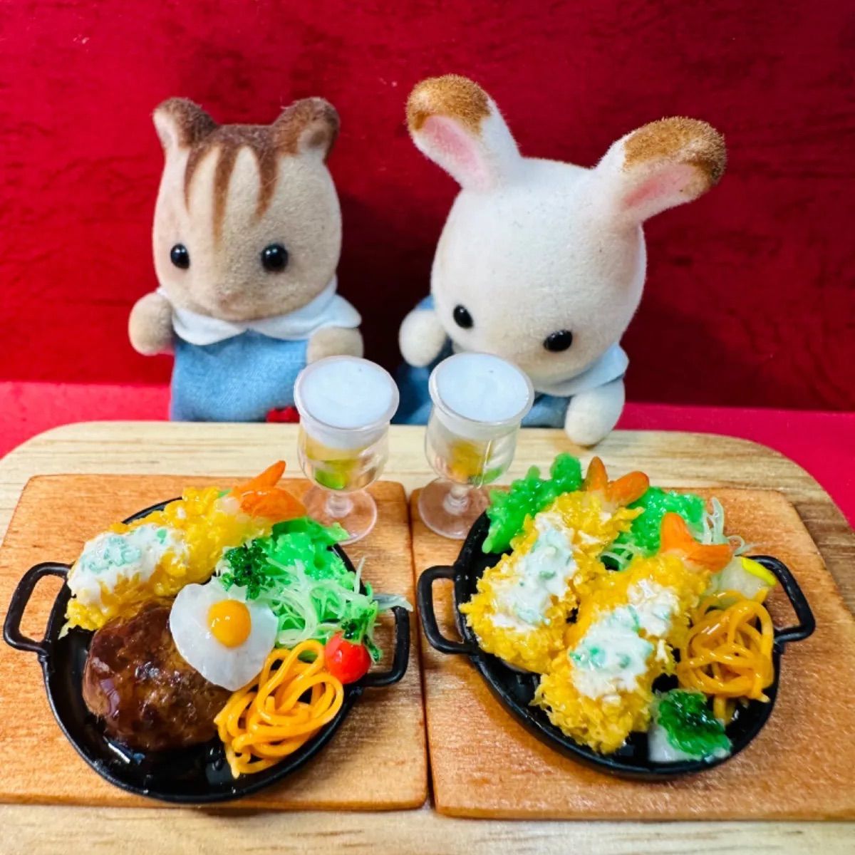 272 ハンバーグとエビフライセットB ⭐️ミニチュアフード ハンバーグ エビフライ ドールハウス リカちゃん シルバニア 食品サンプル フェイクフード  ミニチュア - メルカリ