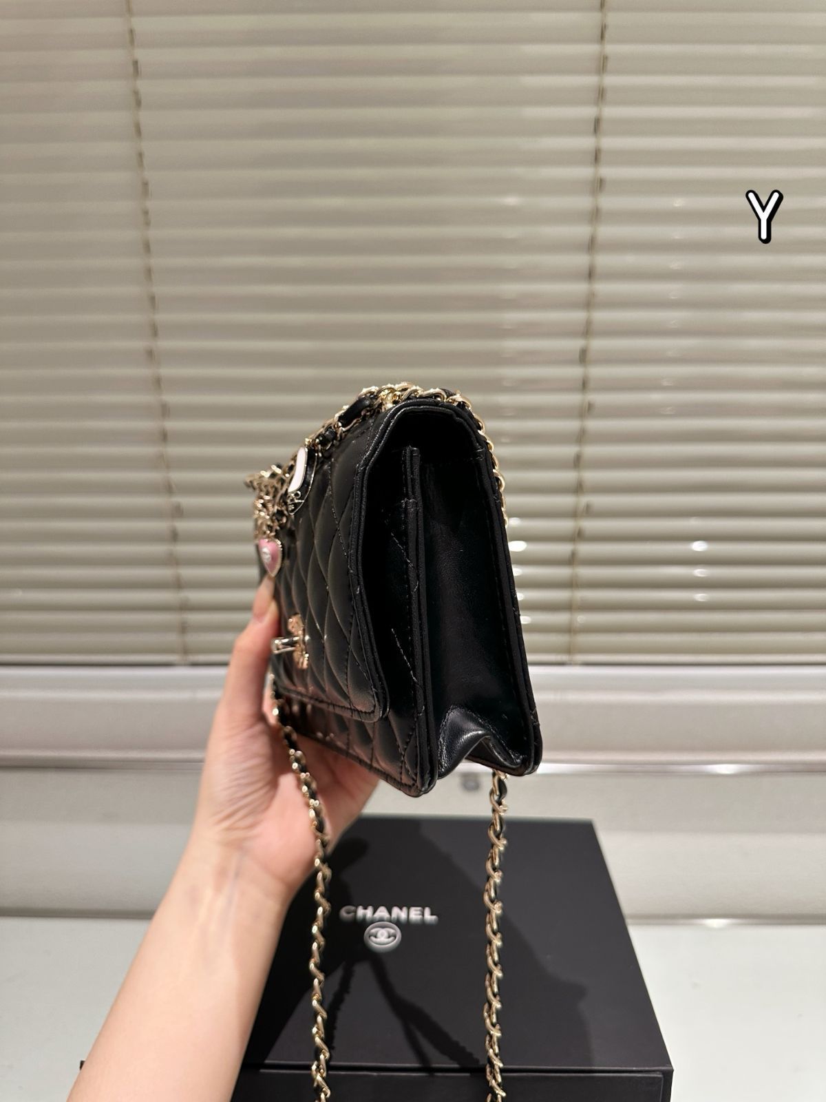 【おしゃれ度UPアイテム☆25C】CHANEL チェーンベルト シャネル CHANEL｜バッグ・レディース腕時計専門店 通販サイト