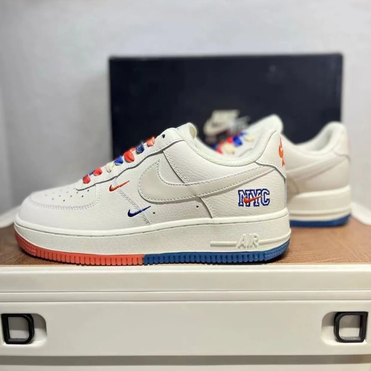 ナイキNike Air Force 1 