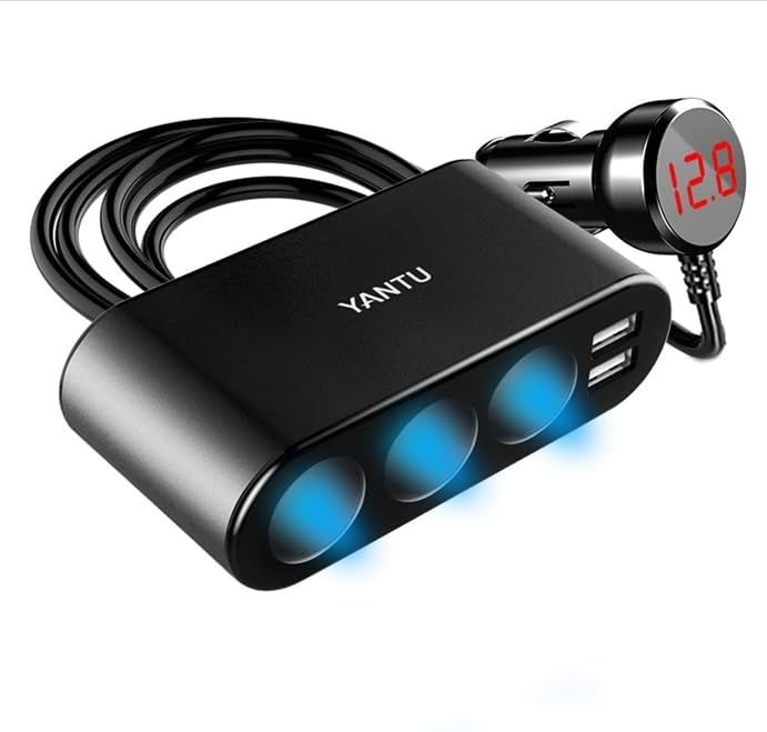 (ブラック) 取り替えヒューズ付き 電圧計 独立スイッチ搭載 12/24V車対応 カーチャージャー カーチャージャー 急速充電 電流3.1A USB充電器 2ポート付き シガーソケット3連 合金製 Zukida
