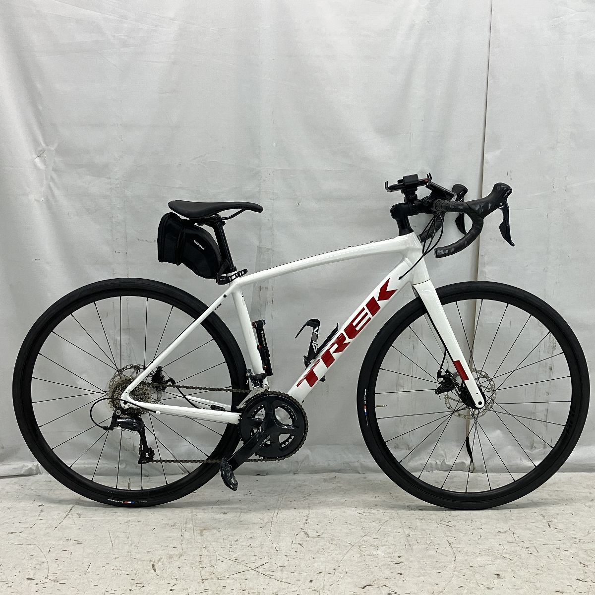 TREK DOMANE AL3 Disc 52サイズ ロードバイク ホワイト系 TREK DOMANE AL3 Disc 52サイズ ロードバイク ホワイト系