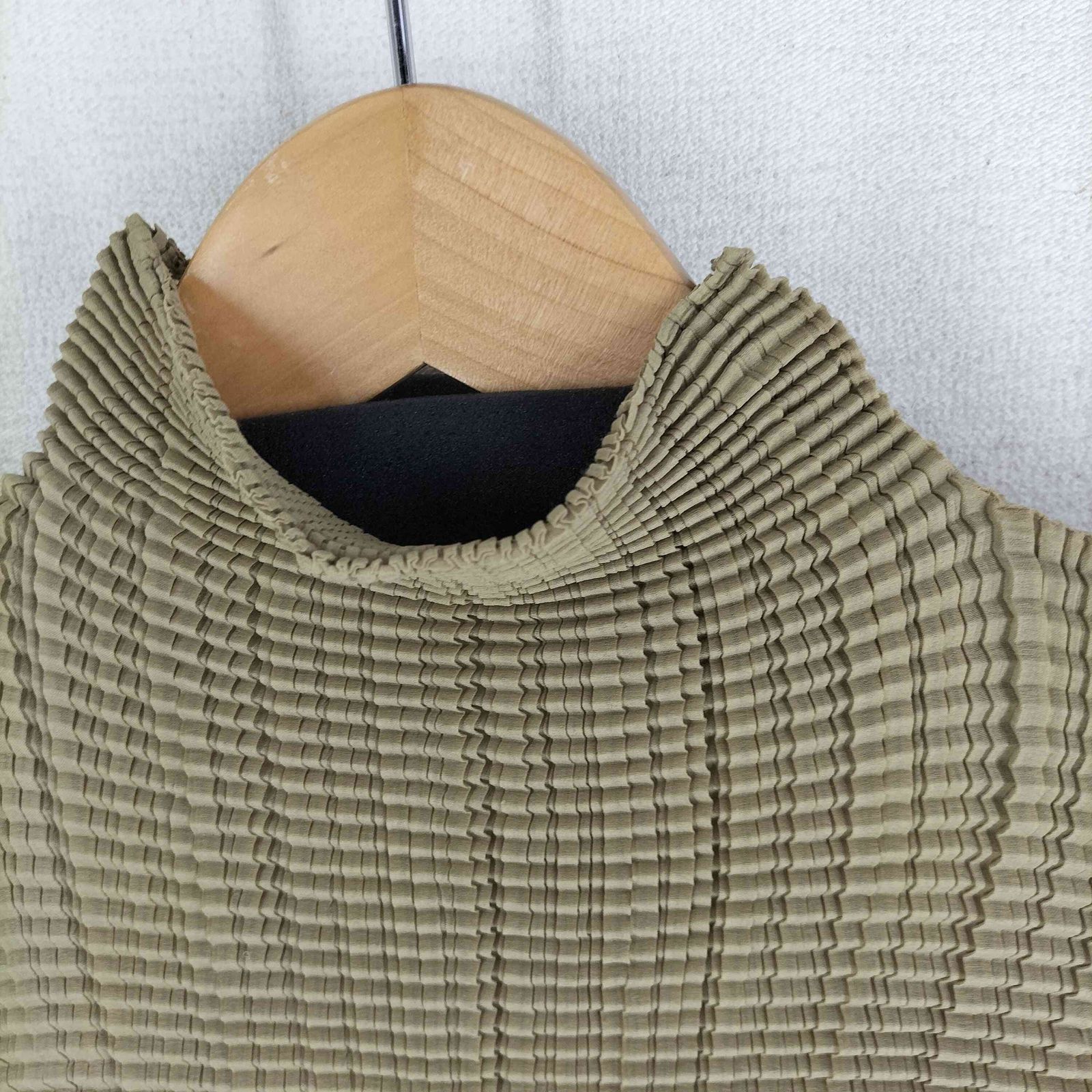プリーツプリーズ　イッセイミヤケ　メッシュプリーツ　カットソー　ポケットデザイン 楽天市場】issey miyake pleats please（Tシャツ・カットソー