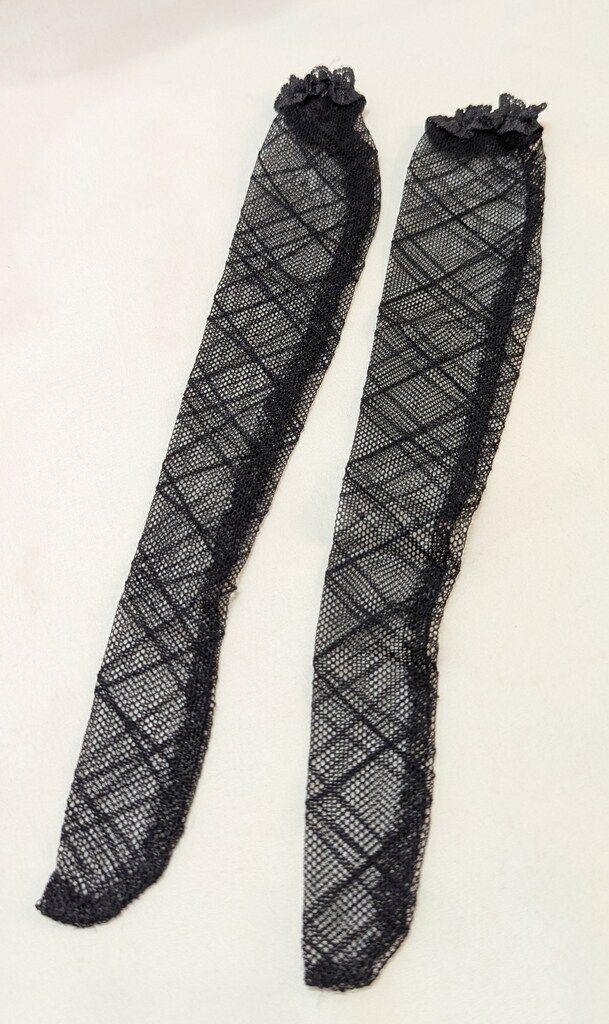 ご購入はこちらから。 六月夜林檎 月隠し魔女 ドール衣装 黒 SD DDサイズ アウトフィット 神秘的な