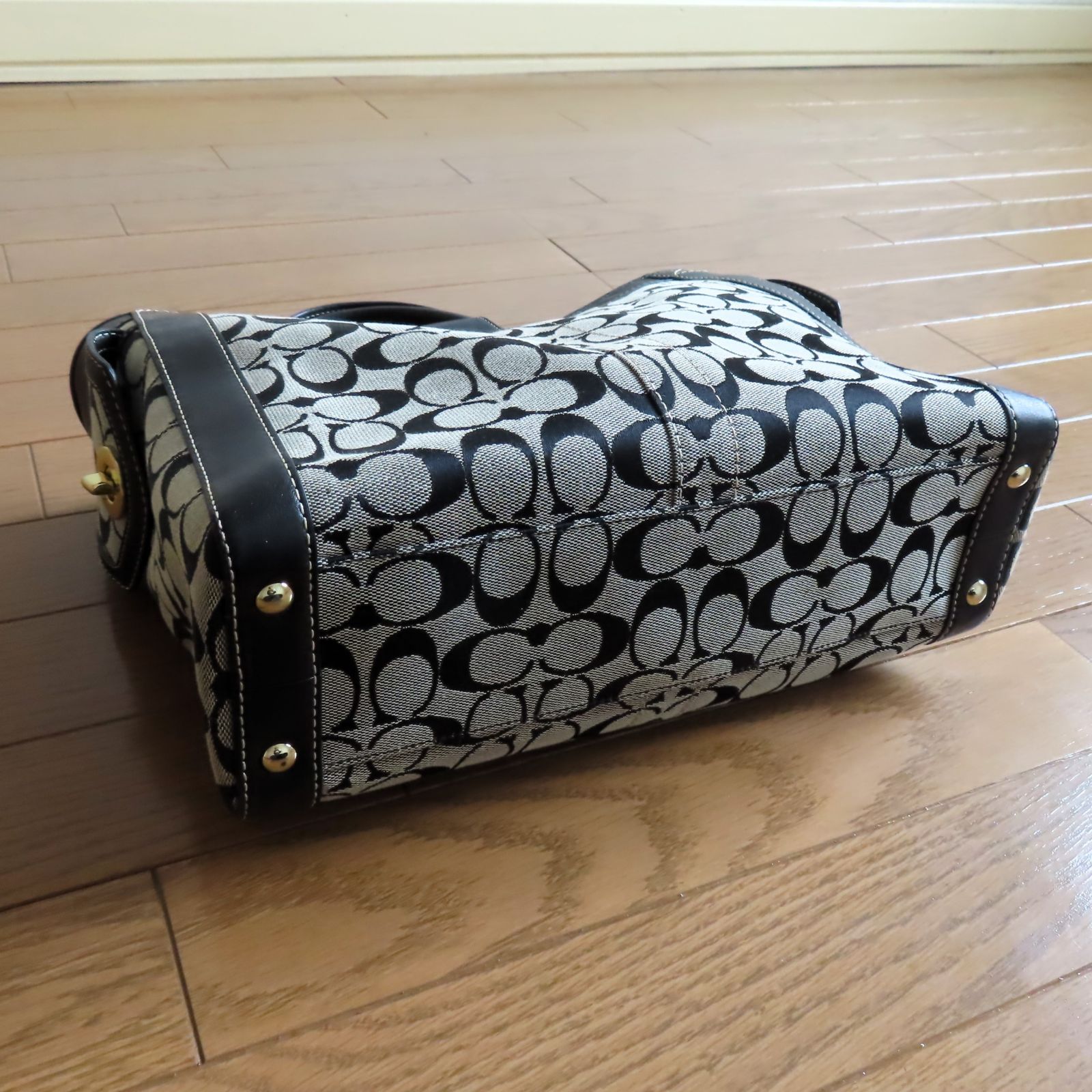 美品 COACH コーチ ハンドバッグ ネイビー系 縦×横×マチ＝25×34×10cm  