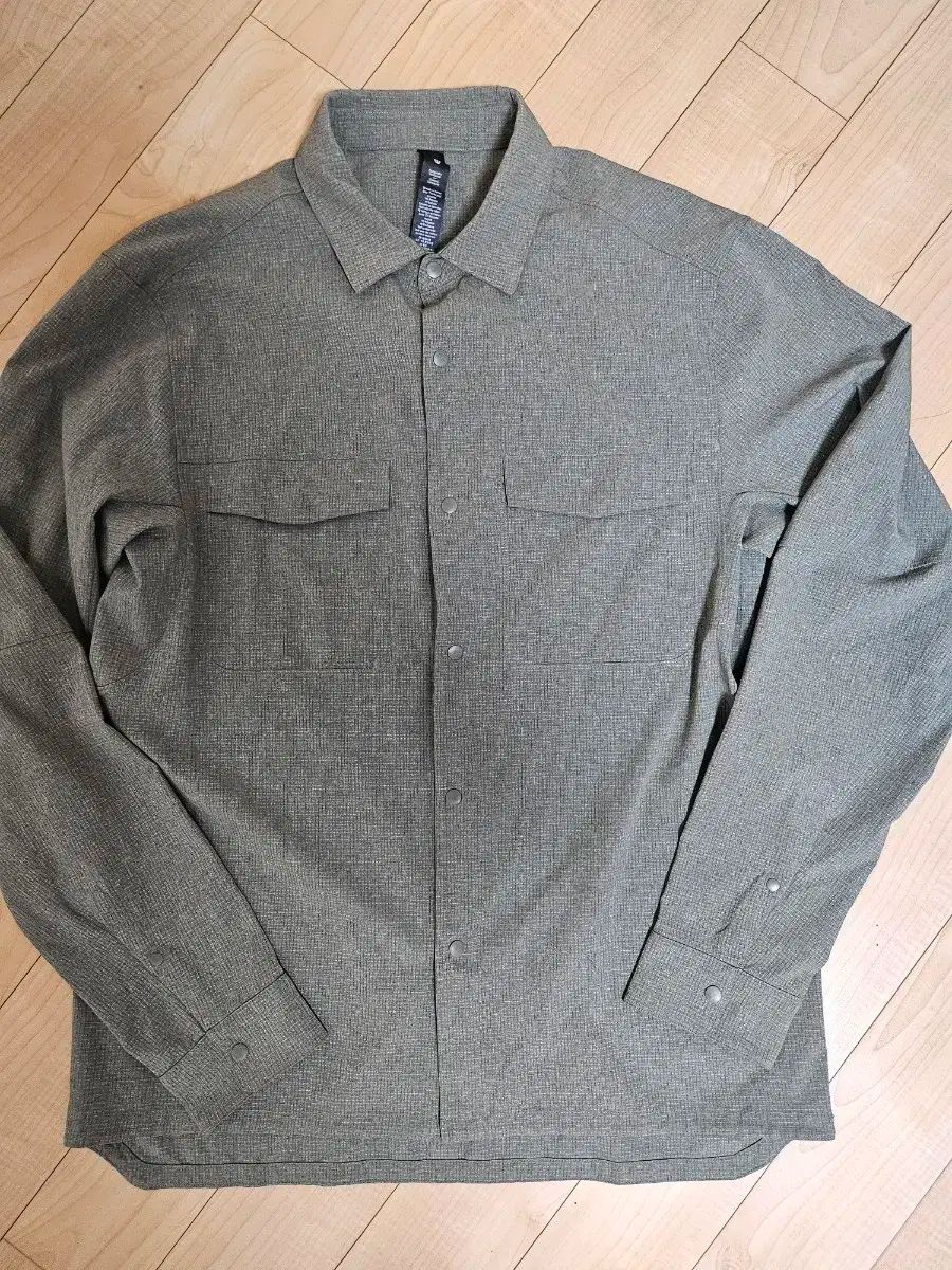 lululemon メンズ シャツ グリーン カラー 長袖シャツ