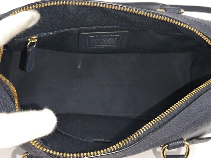 レザー ネイビー