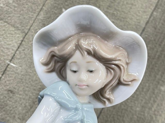 美品 LLADRO リヤドロ きれいな花ばかり 5222 陶器 フィギュリン